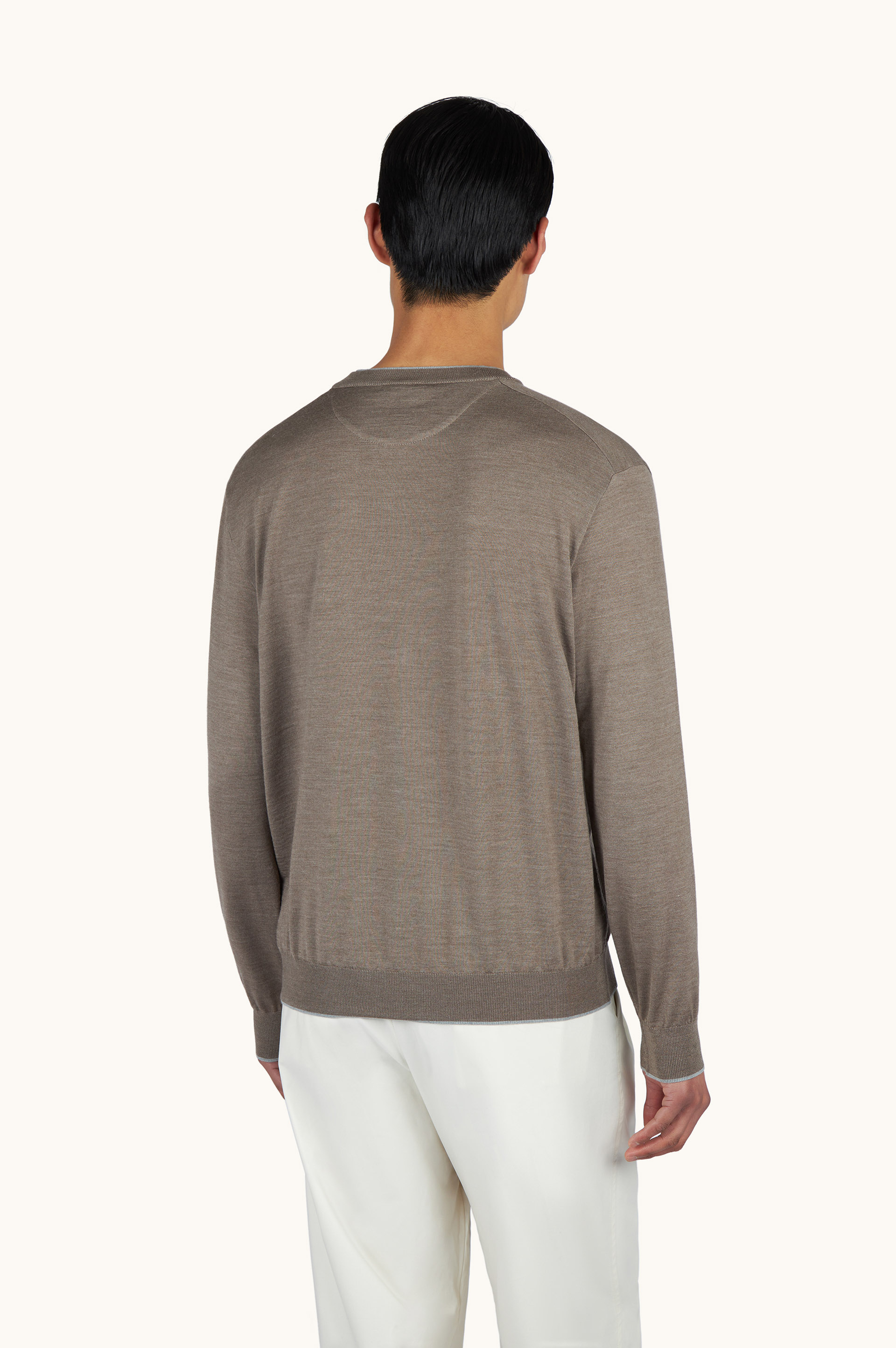 Crew‑neck sweater in wool and silk with double bicolor collar image number 2