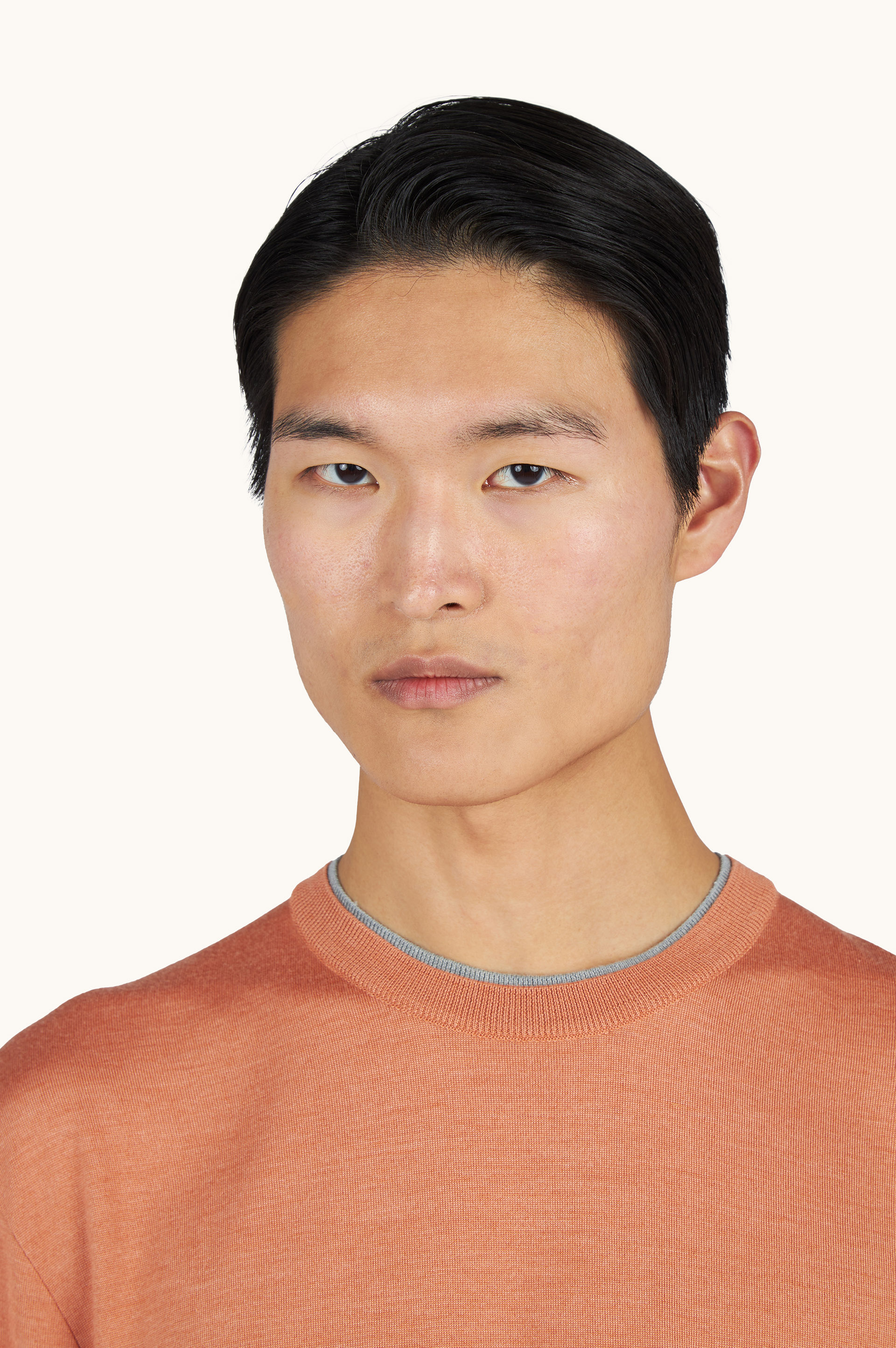 Crew‑neck sweater in wool and silk with double bicolor collar image number 3