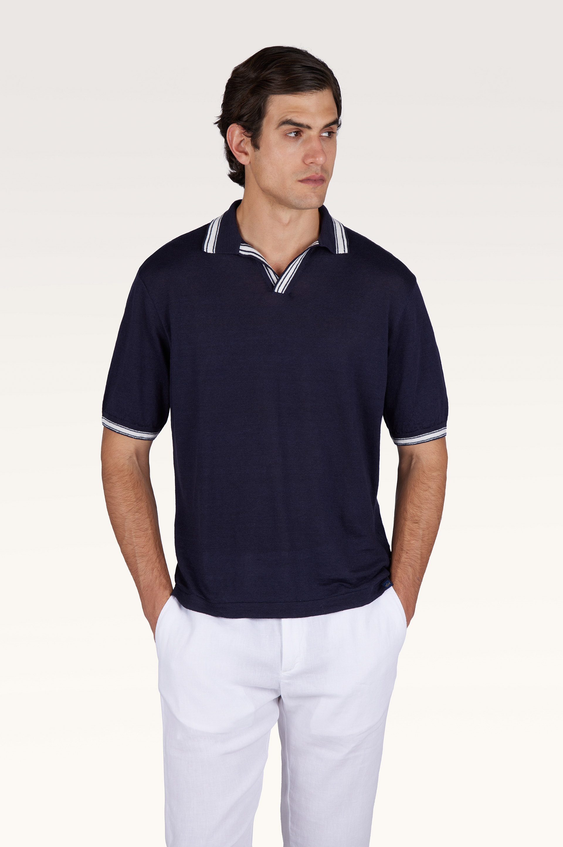 Polo shirt with open collar in linen image number 0