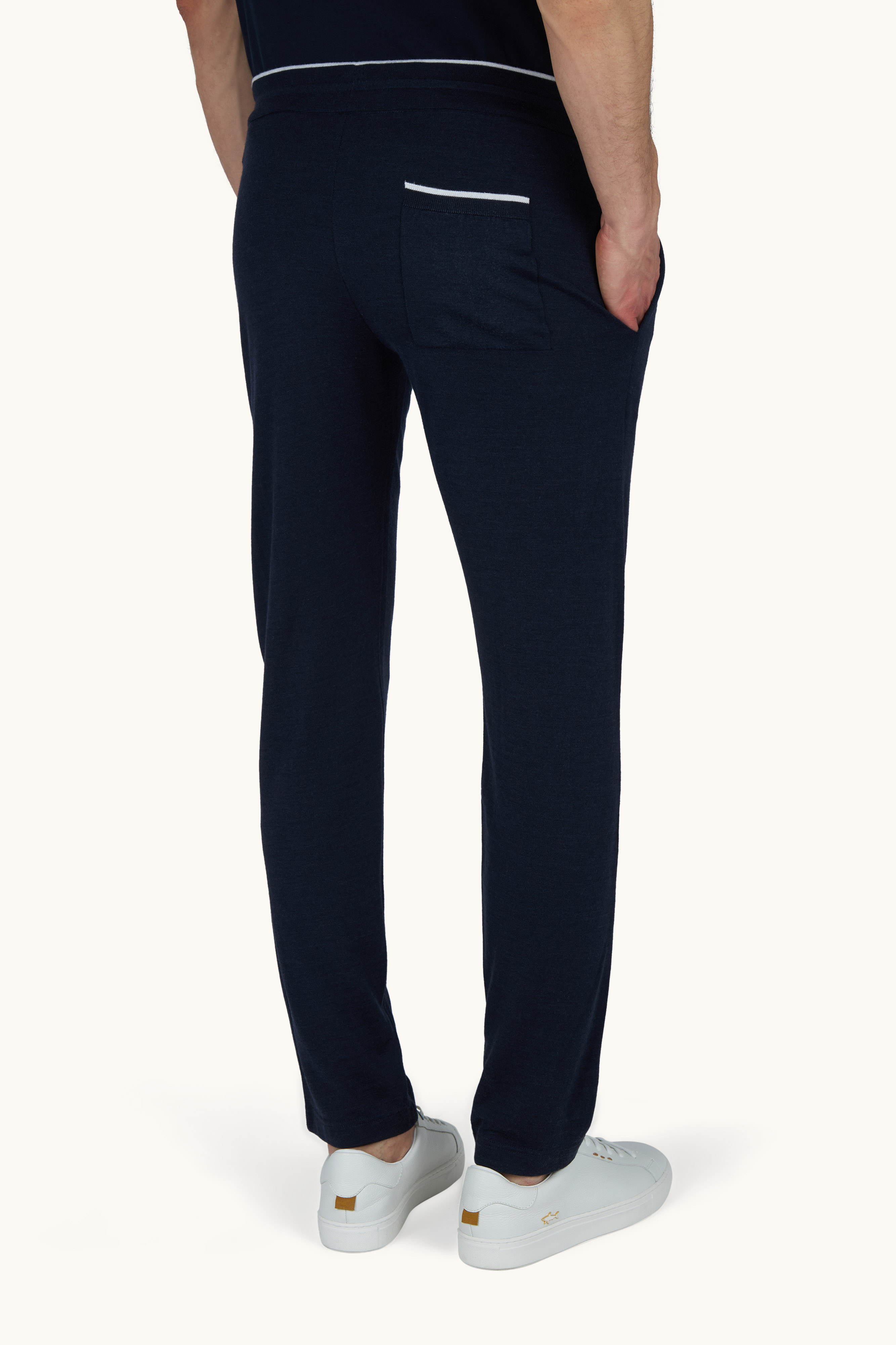 Leisure‑Hose aus Woll‑Seidenstrick image number 3