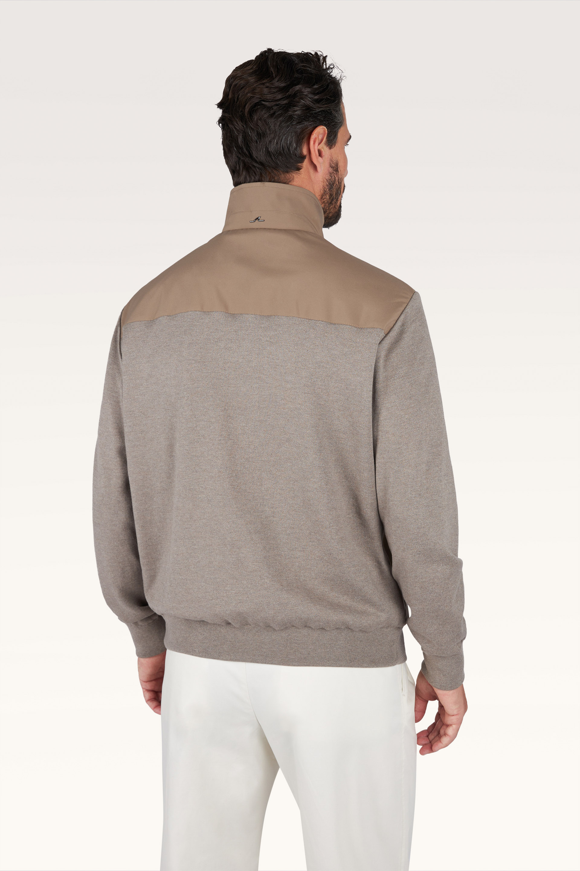 Hybrid in silk and cotton with Typhoon&reg; Platinum image number 3