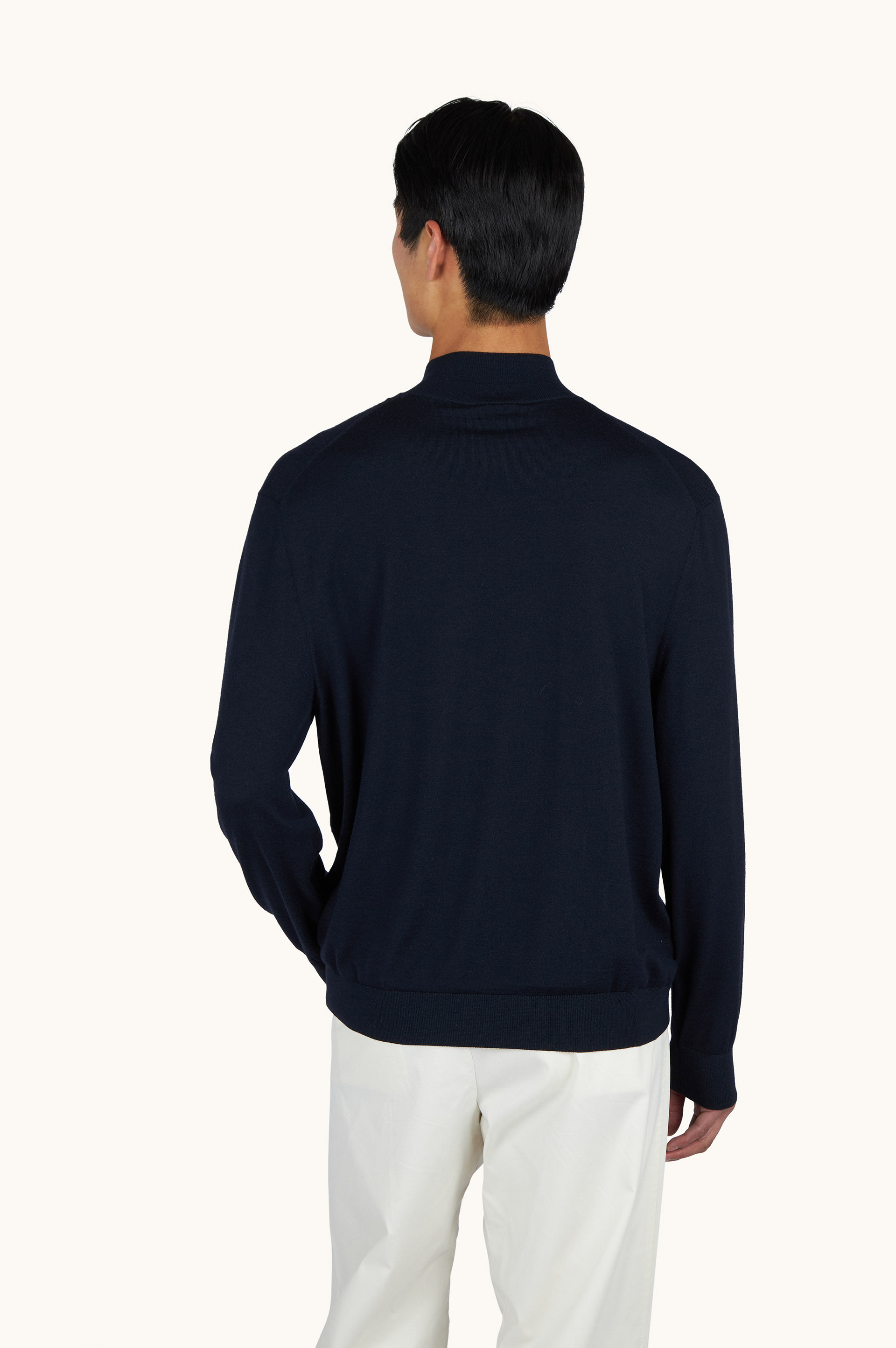 C&aacute;rdigan en lana merino superfina 140'S image number 3