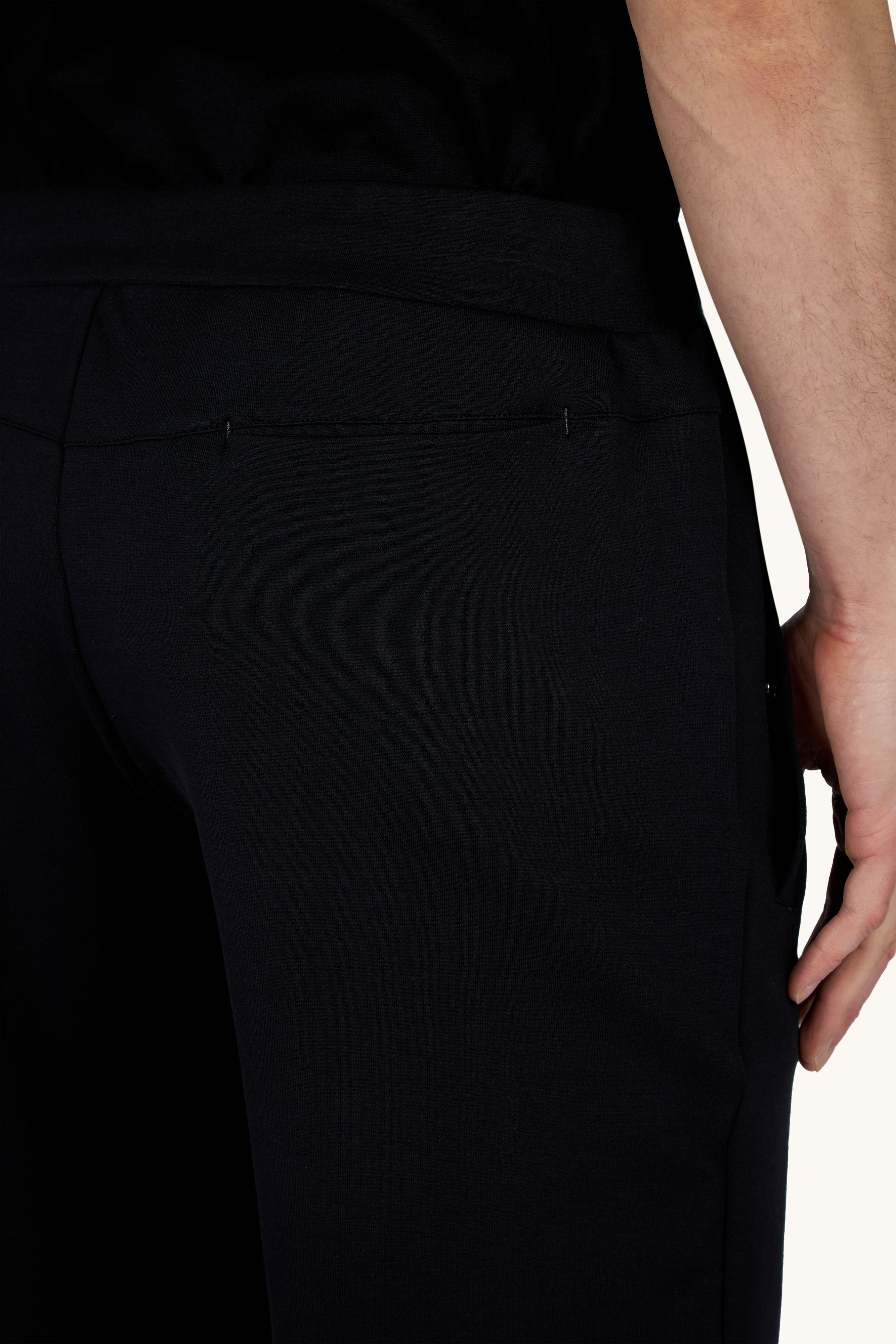 Bermuda sweatshorts in Active Fleece cotton image number 4