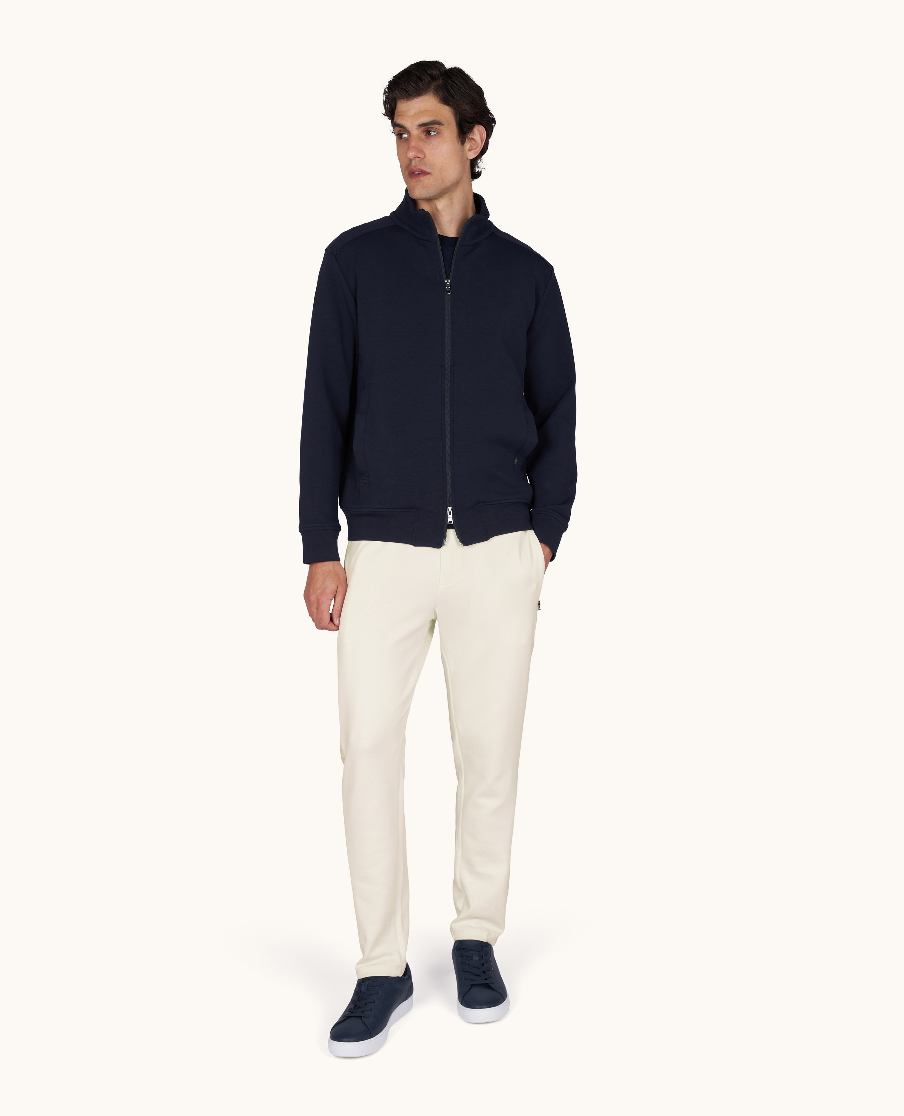 Pantalone sportivo in Active Fleece con dettagli in microfibra image number 1