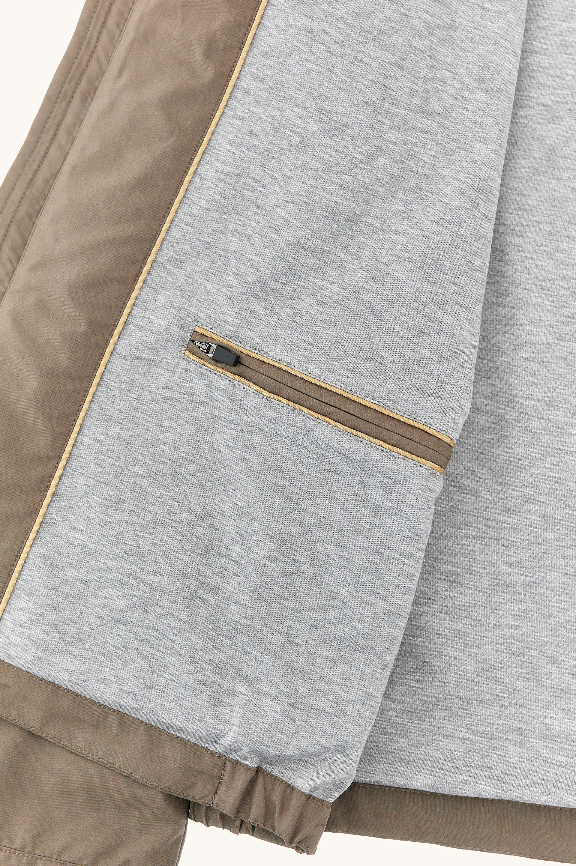 سترة بومبر Typhoon&reg; Silk مع تفاصيل من جلد الغزال Aqualeather image number 5