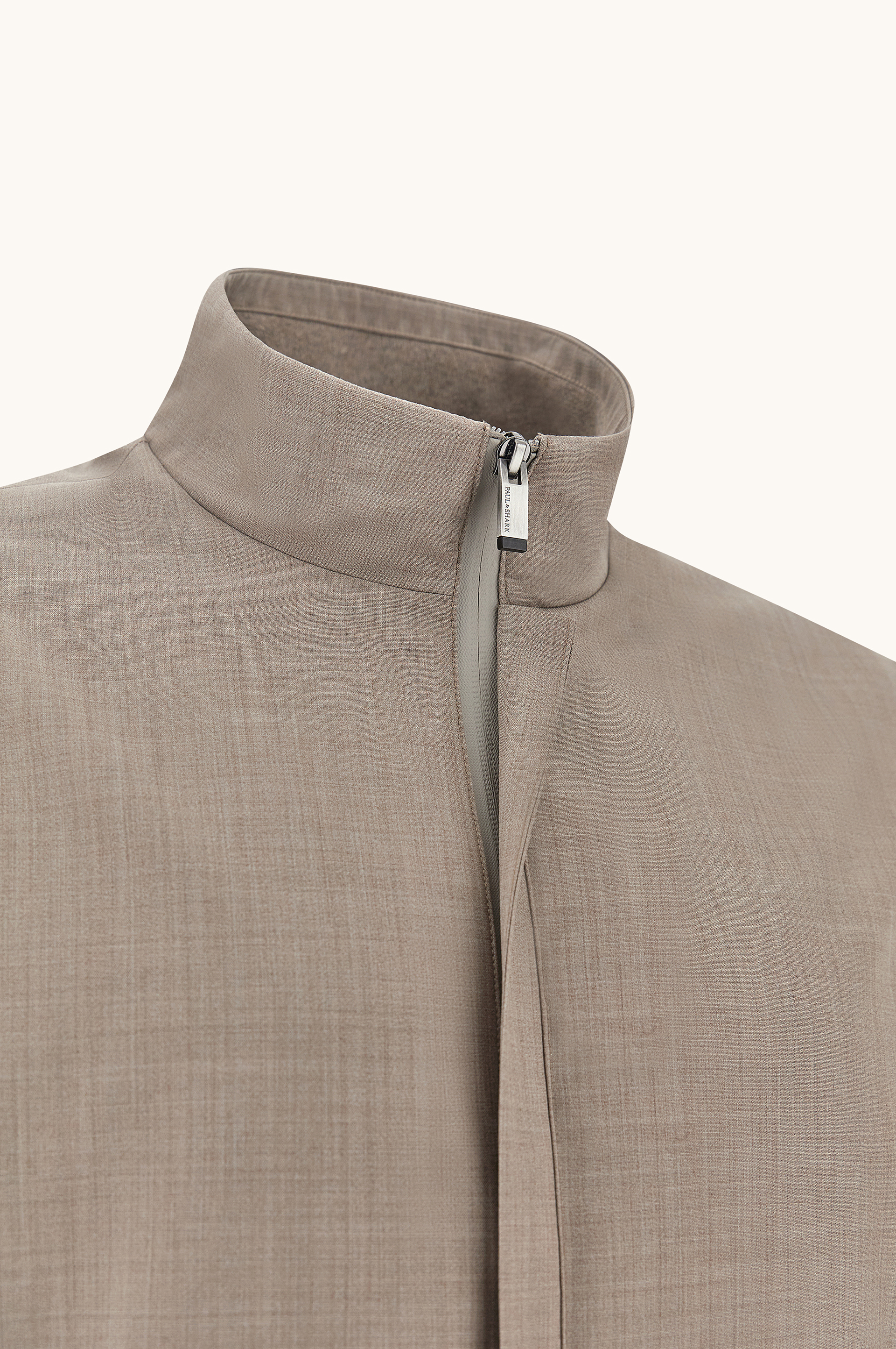 Blus&oacute;n en lana y seda image number 2