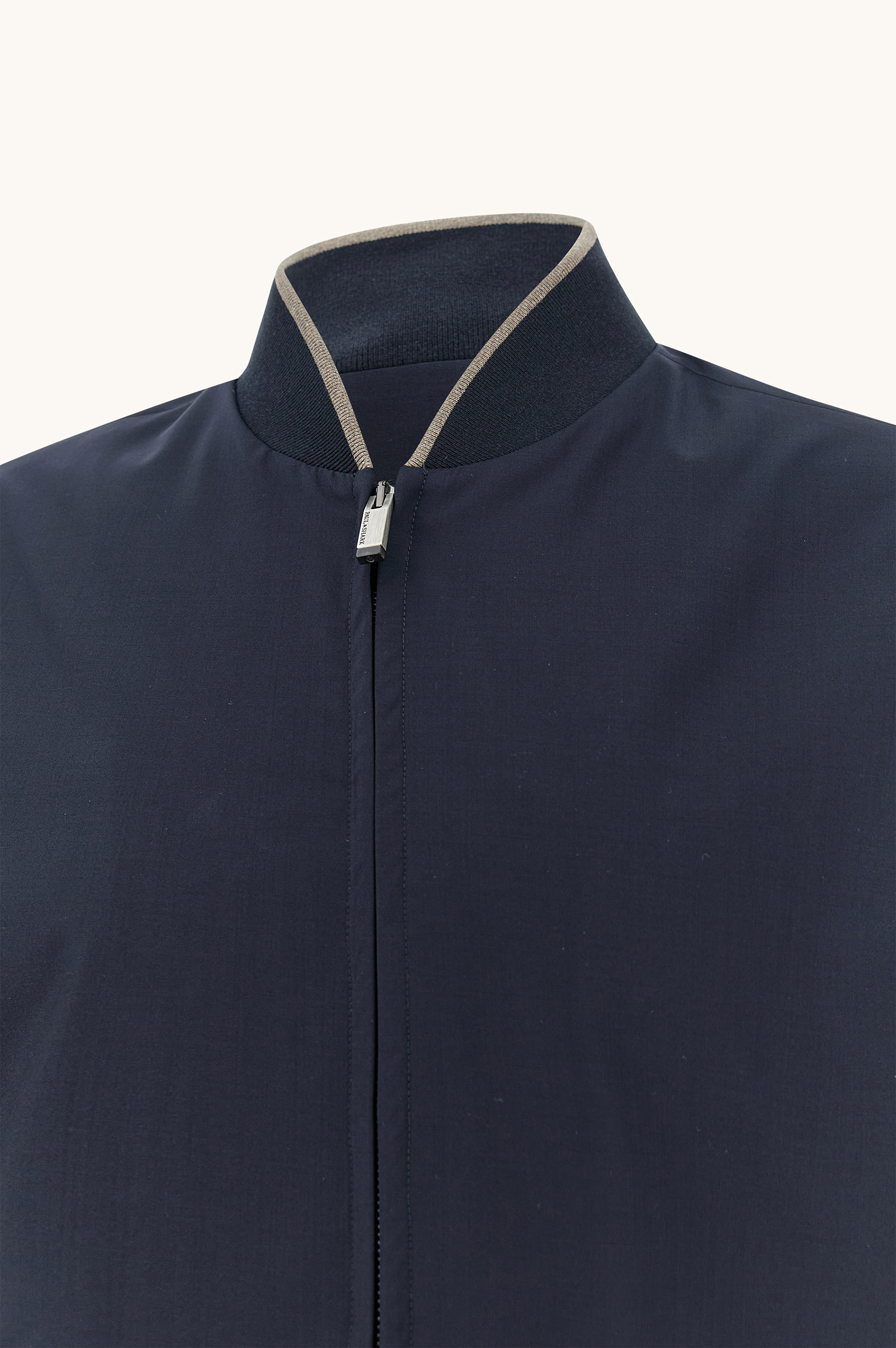 Hybrid bomber in wool and silk image number 1