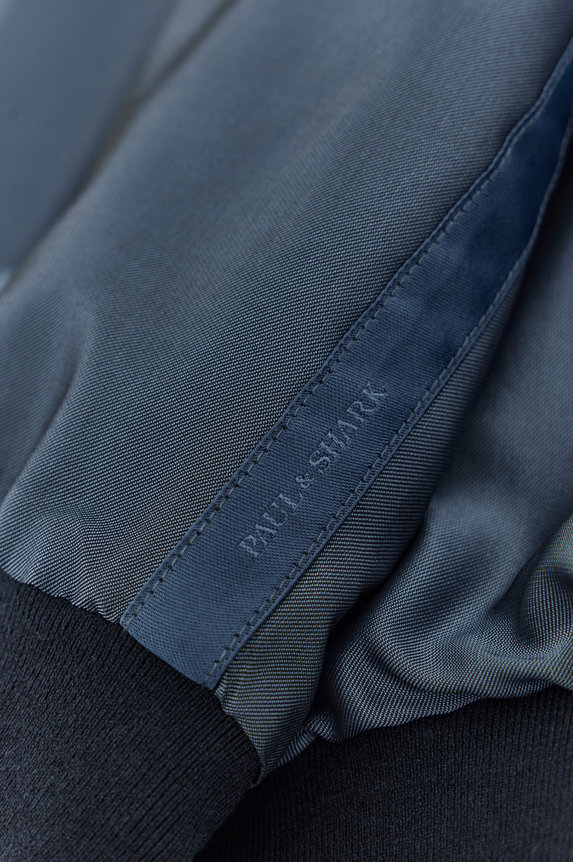 Hybrid bomber in wool and silk image number 6