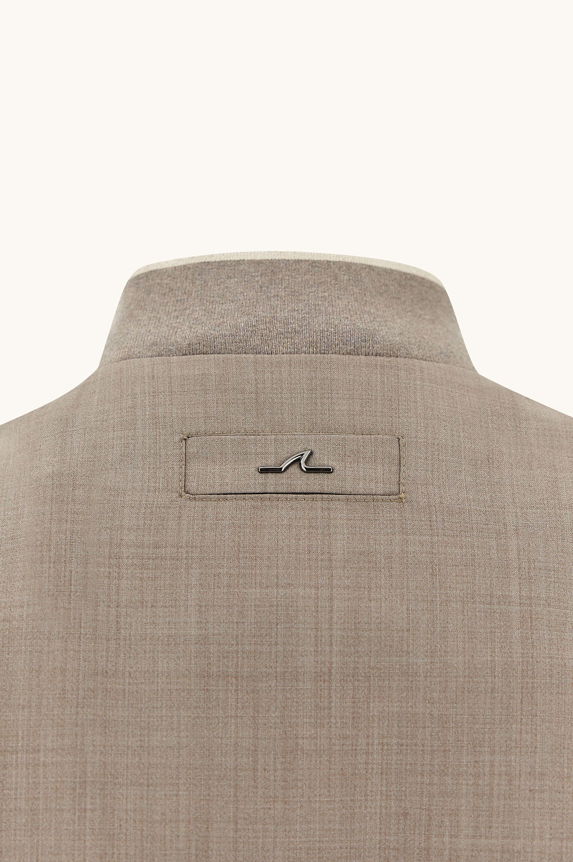 Hybrid bomber in wool and silk image number 3