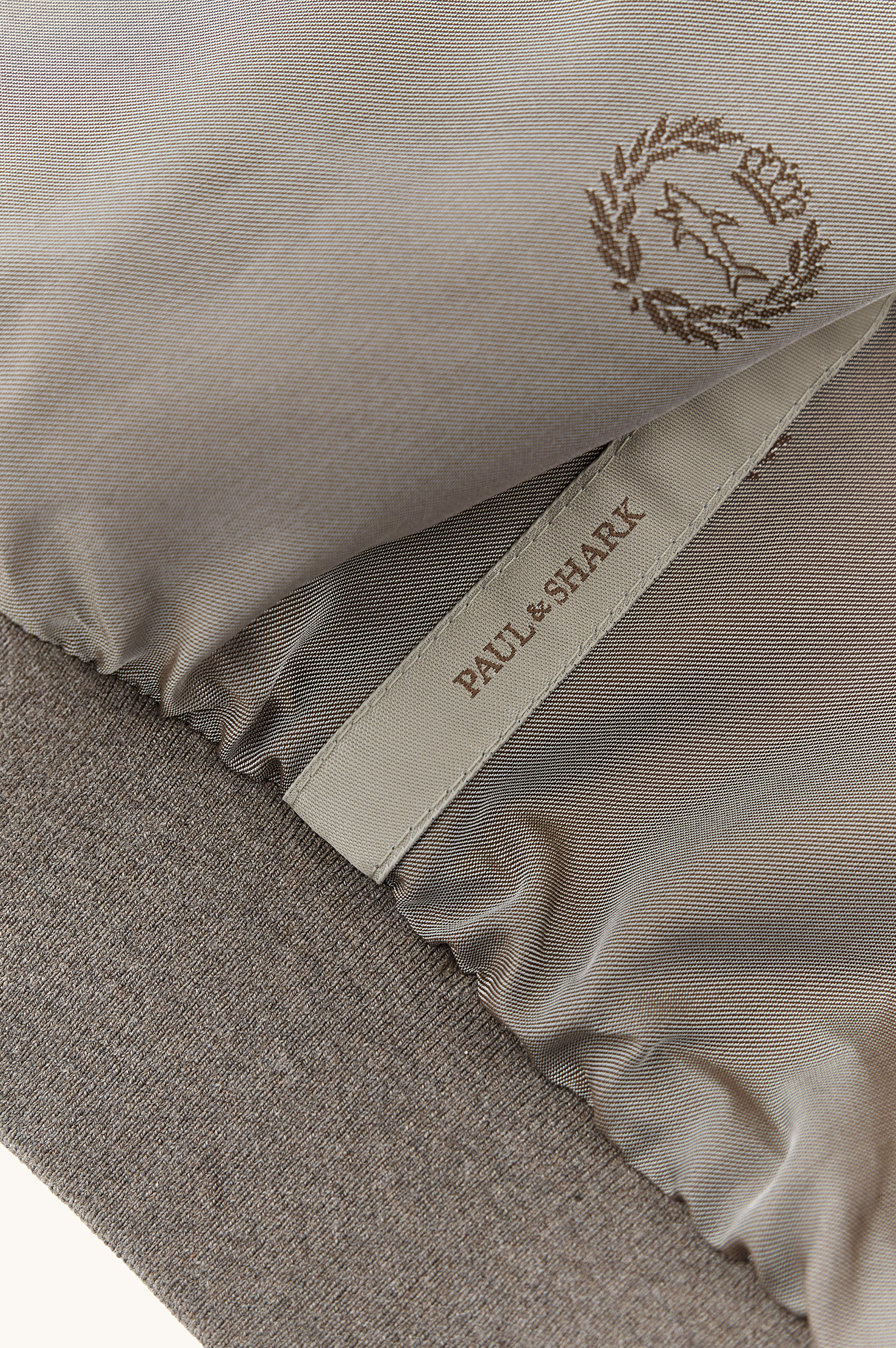 Hybrid bomber in wool and silk image number 4