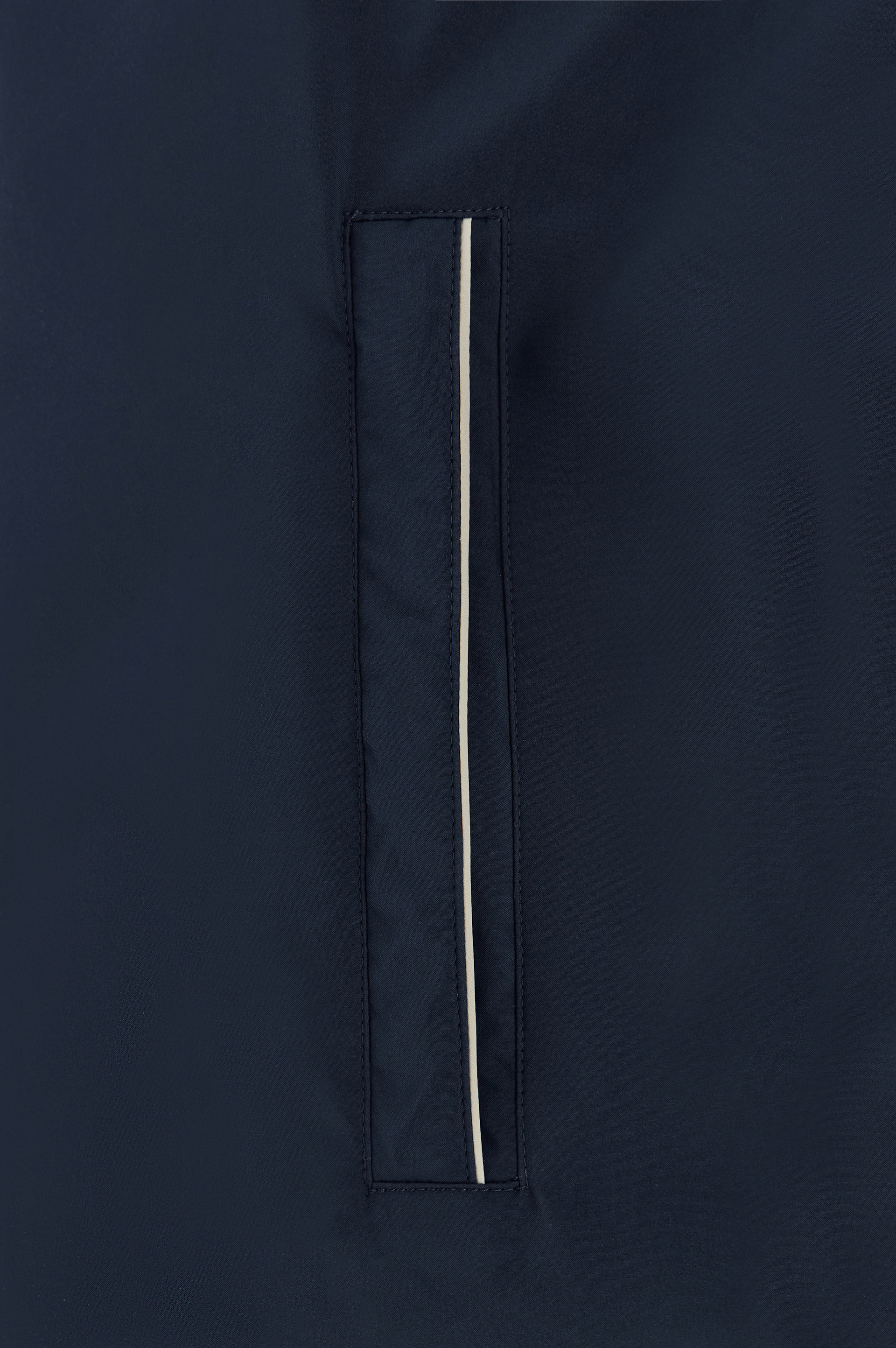 Reversible Typhoon&reg; Platinum gilet image number 4