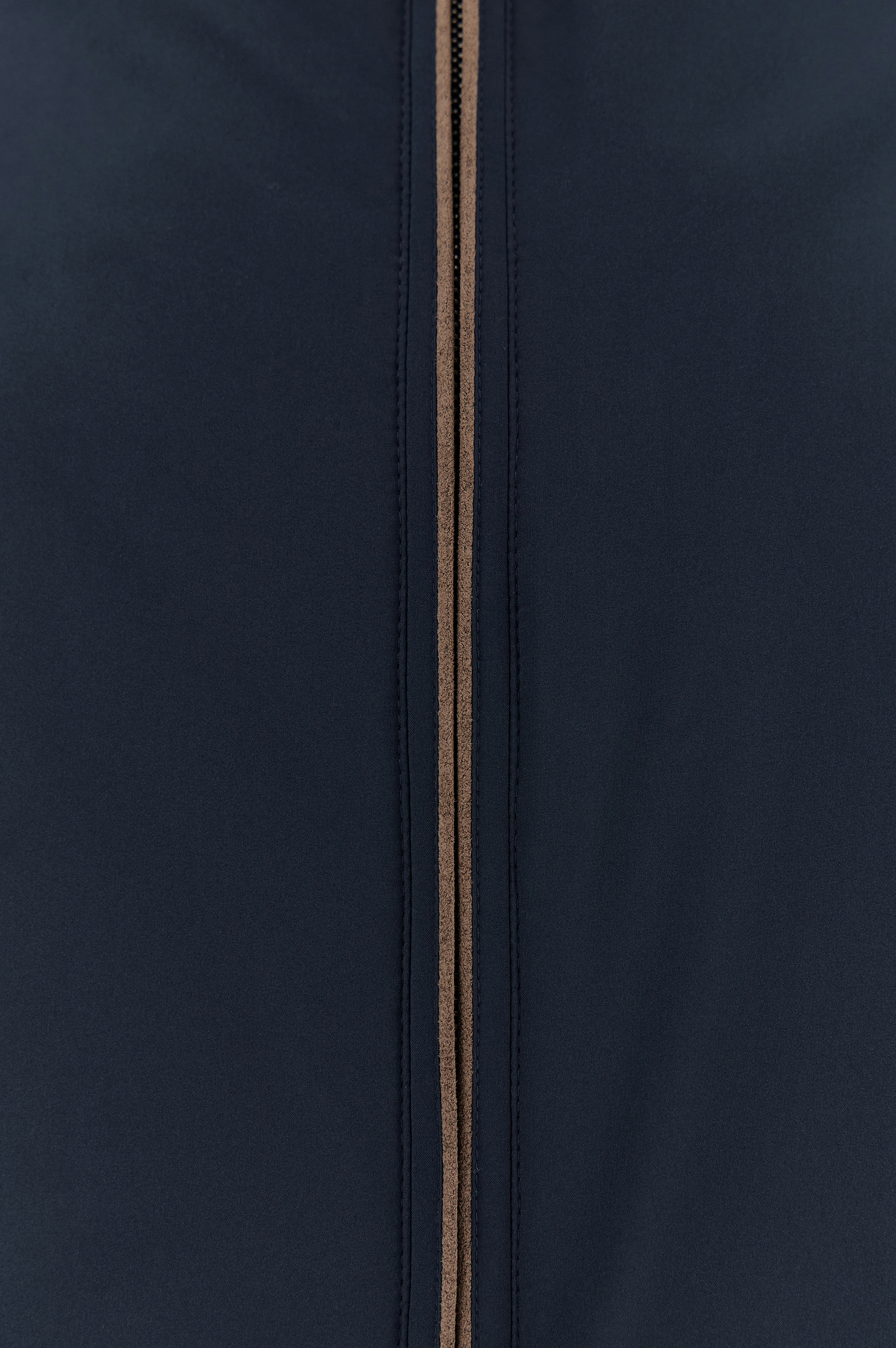 Typhoon&reg; Platinum夹克，配Alcantara&reg;细节 image number 2