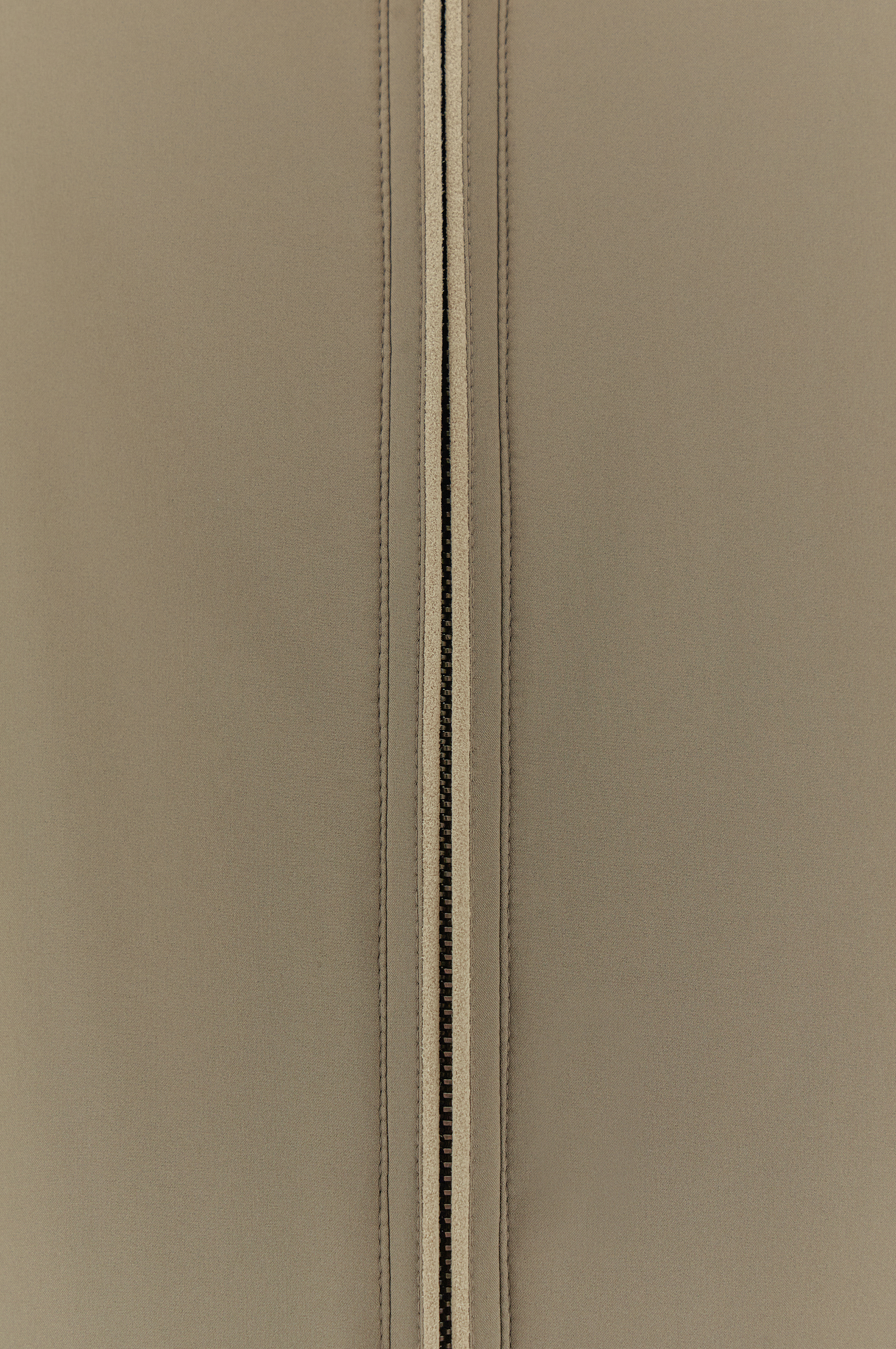 Chaqueta Typhoon&reg; Platinum con detalles en Alcantara&reg; image number 6