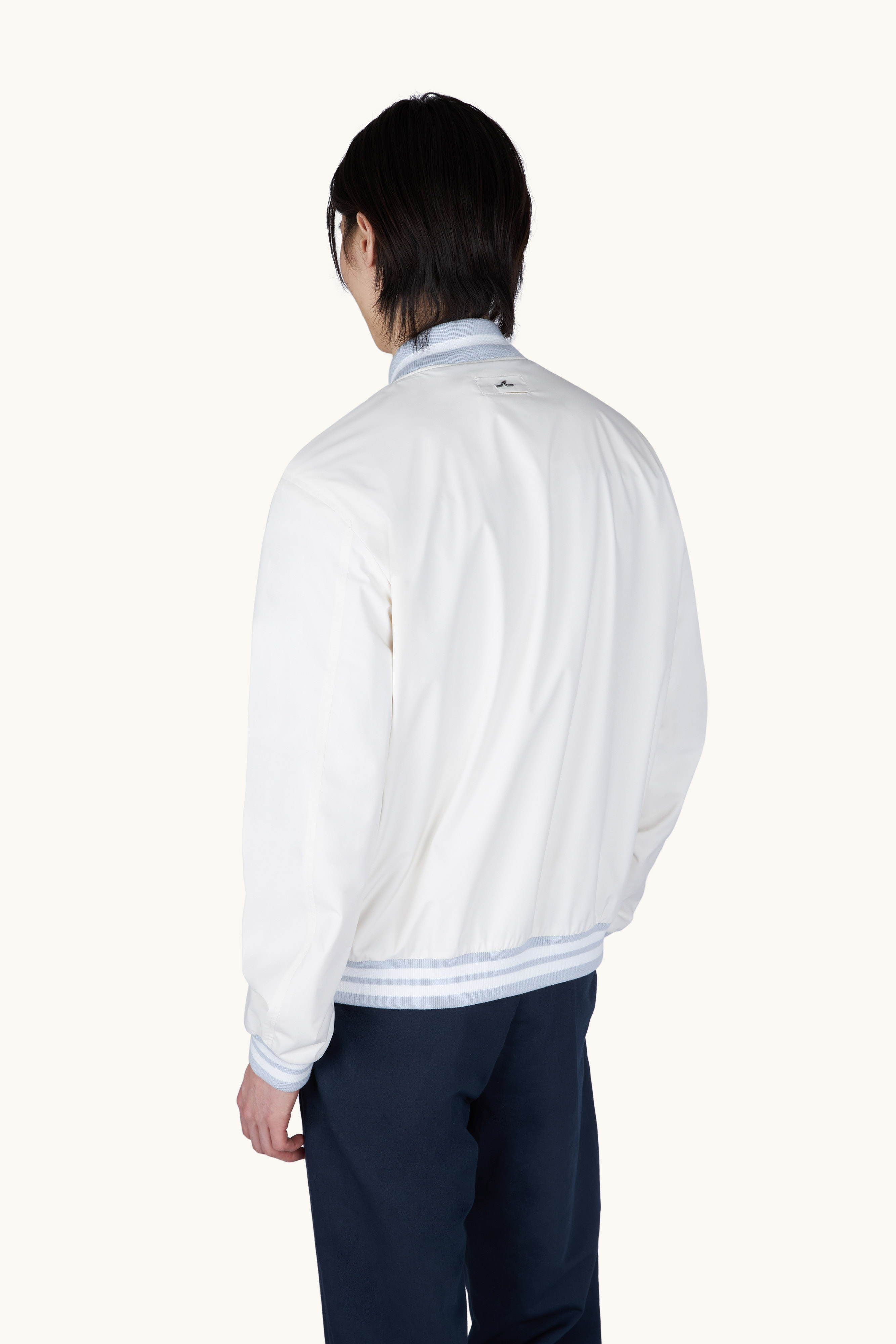 Bomber Typhoon&reg; Platinum image number 3