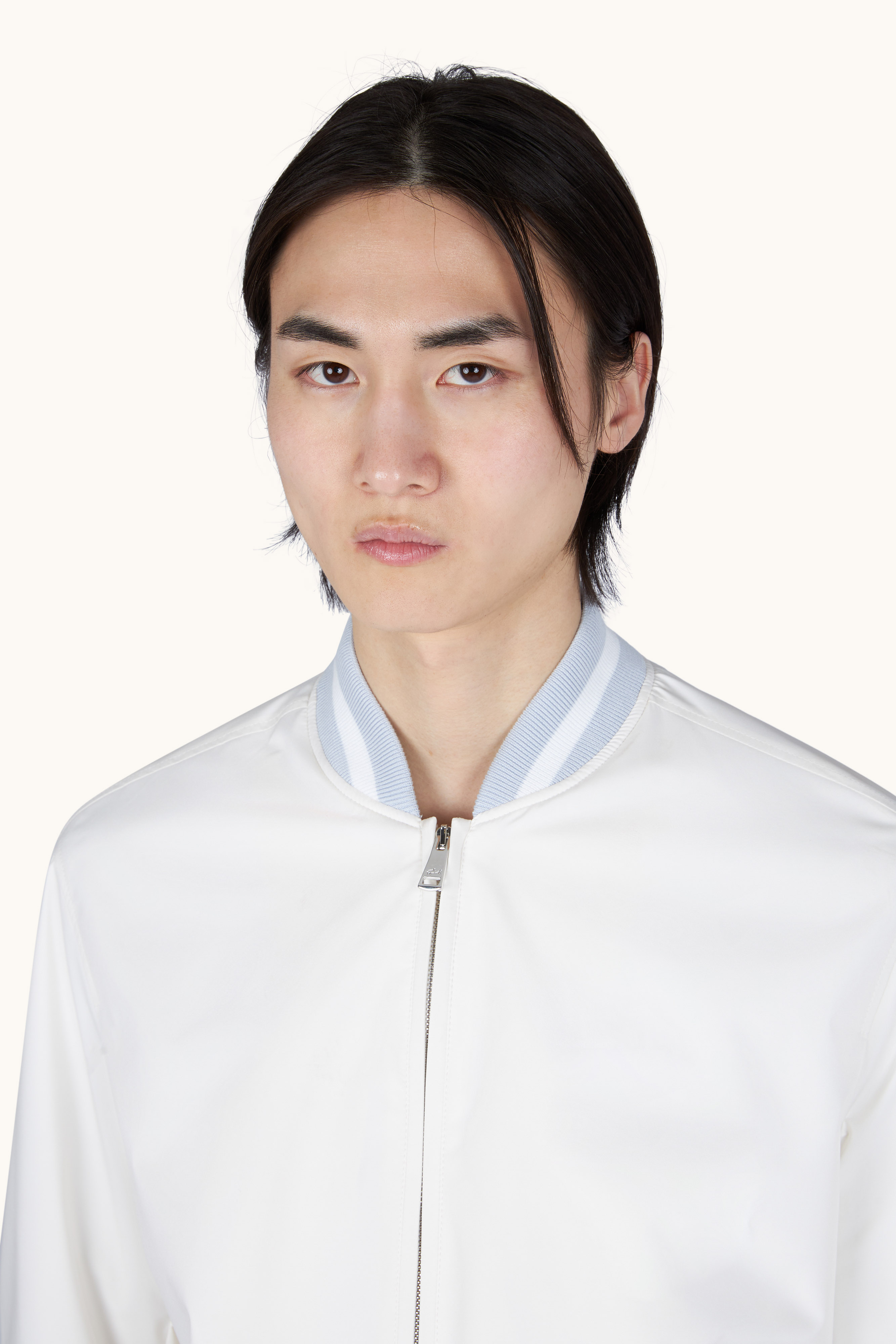 Bomber Typhoon&reg; Platinum image number 4