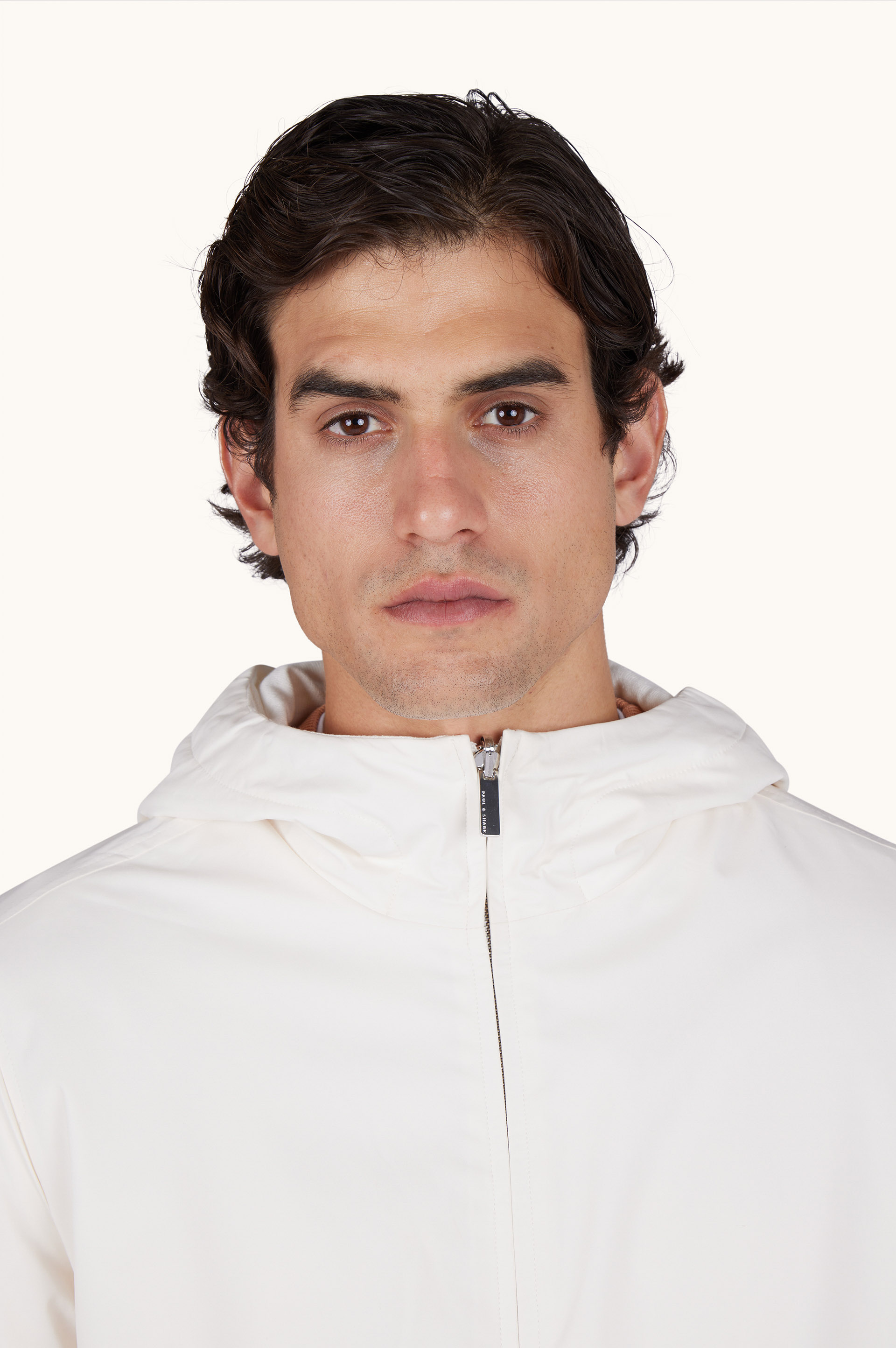 Reversible windbreaker in linen jersey and Typhoon&reg; Platinum image number 4