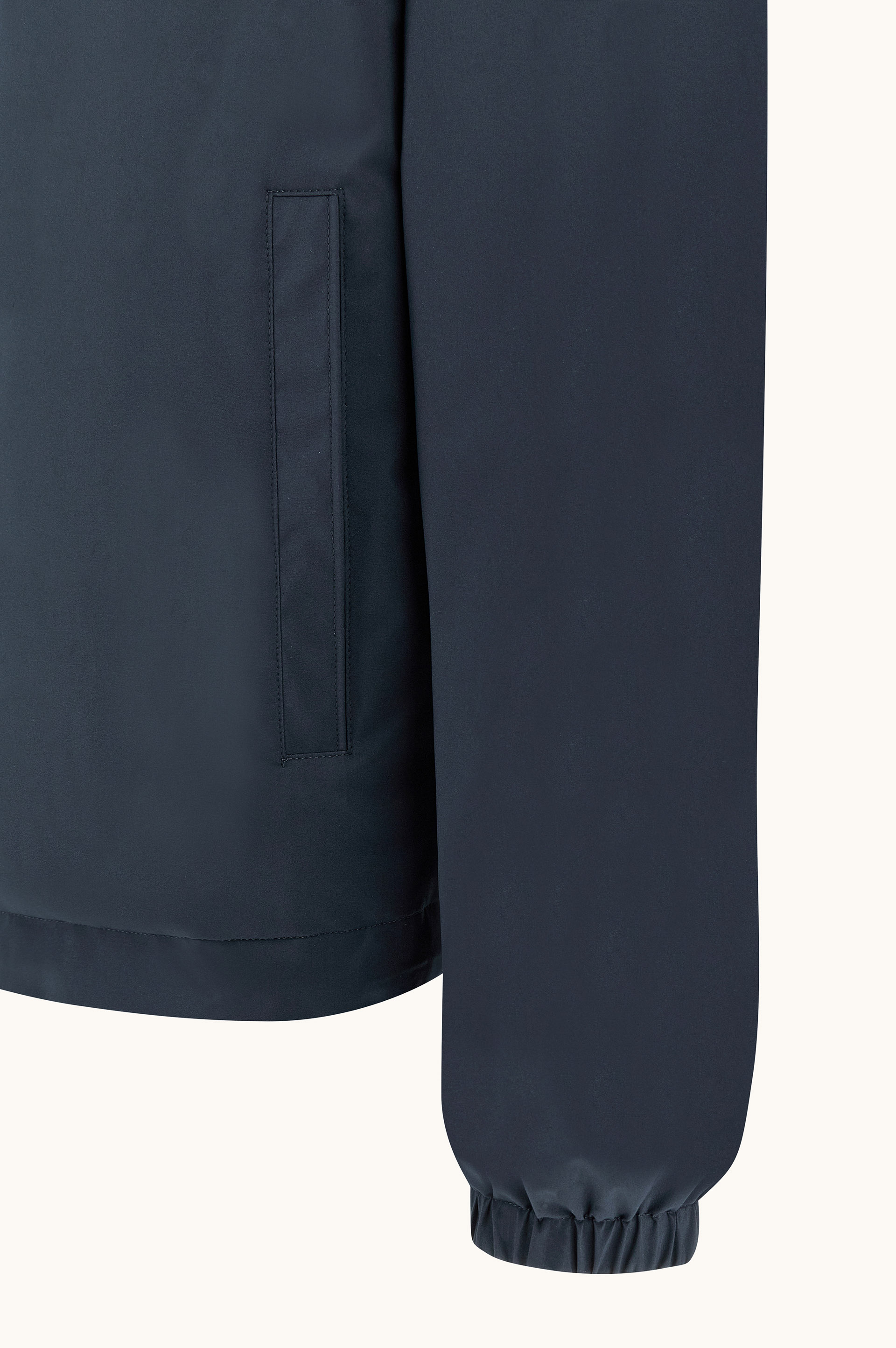 Windbreaker reversibile  in lana e seta image number 12