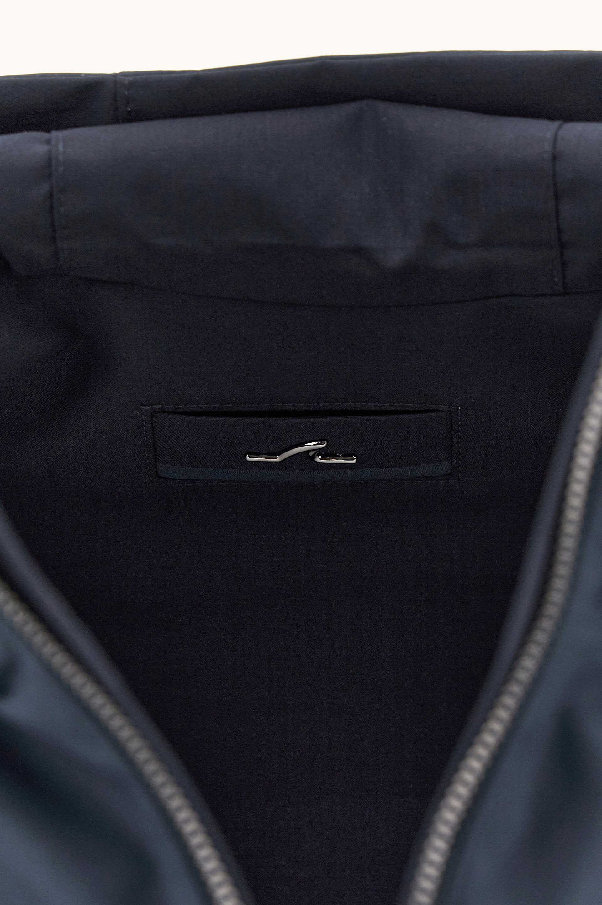 Windbreaker reversibile  in lana e seta image number 13