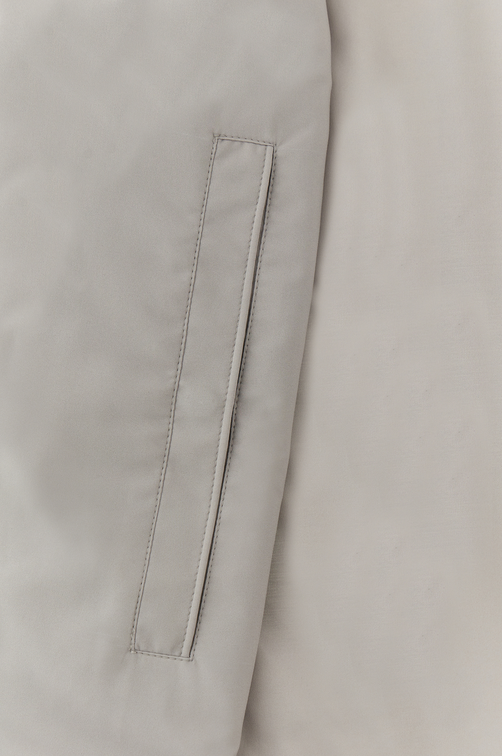 Wende‑Windbreaker aus Wolle und Seide image number 13