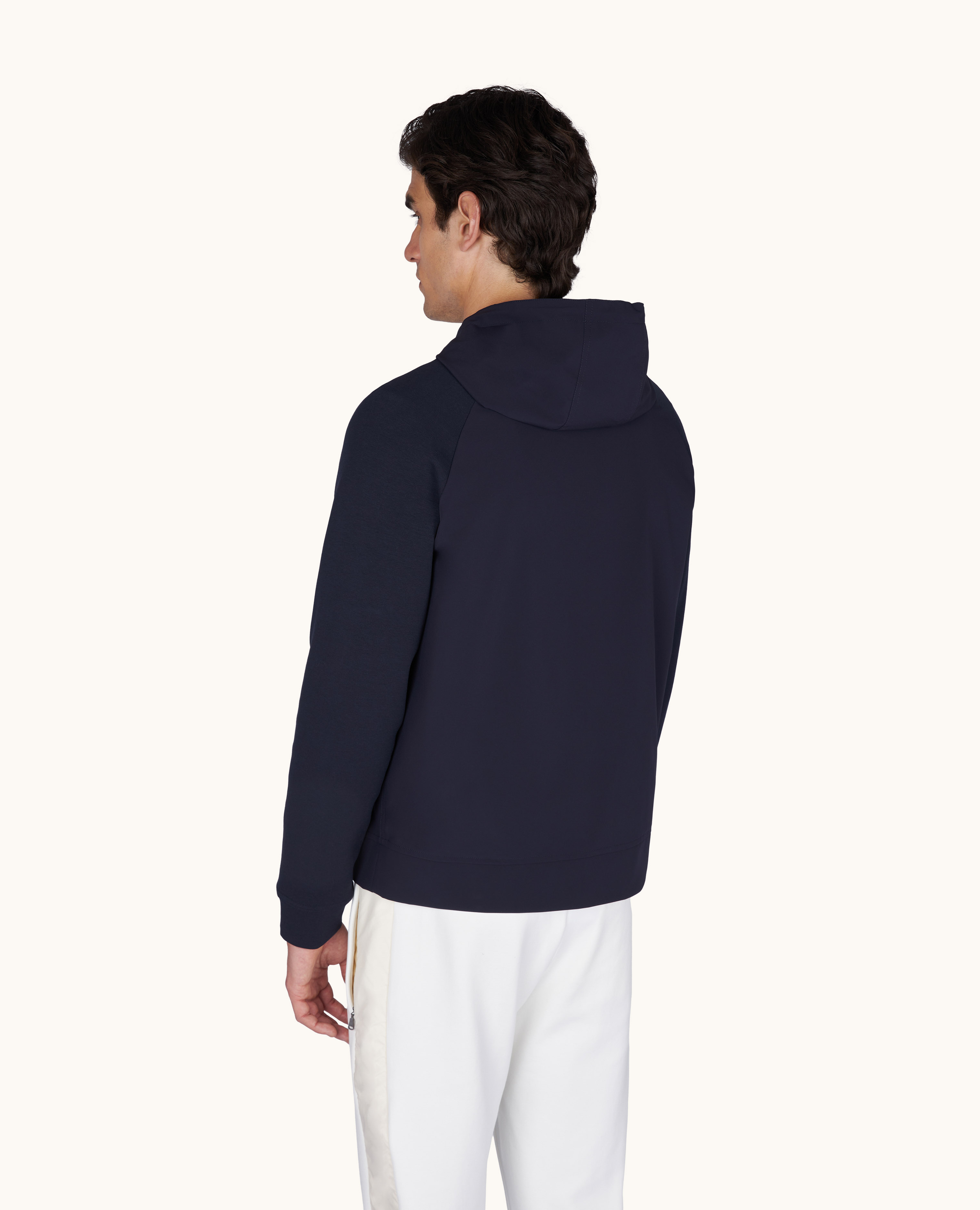 Hybrid sweatshirt in Dynamic and jersey image number 2