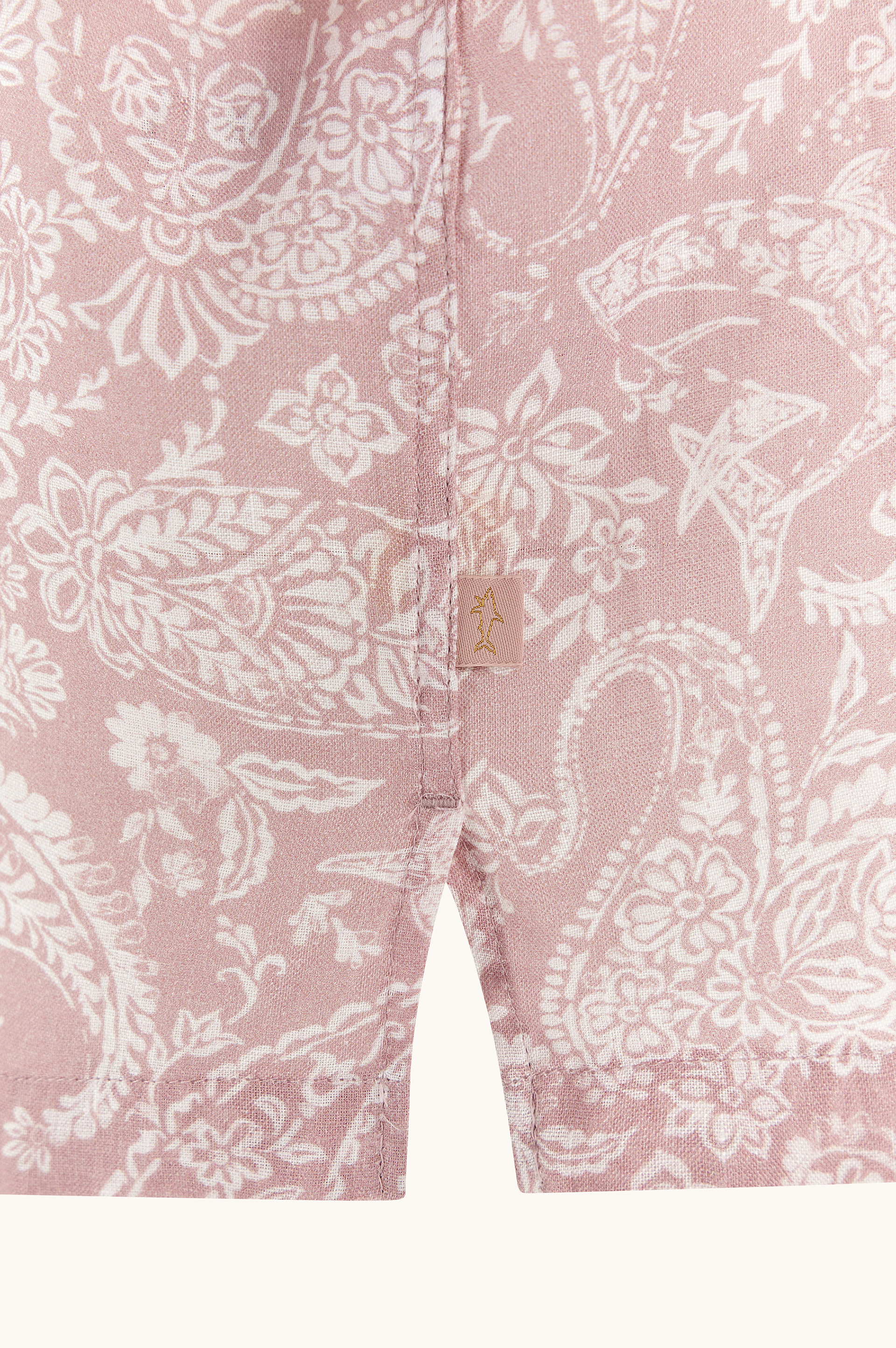 Linen shirt with Shark Paisley pattern image number 6