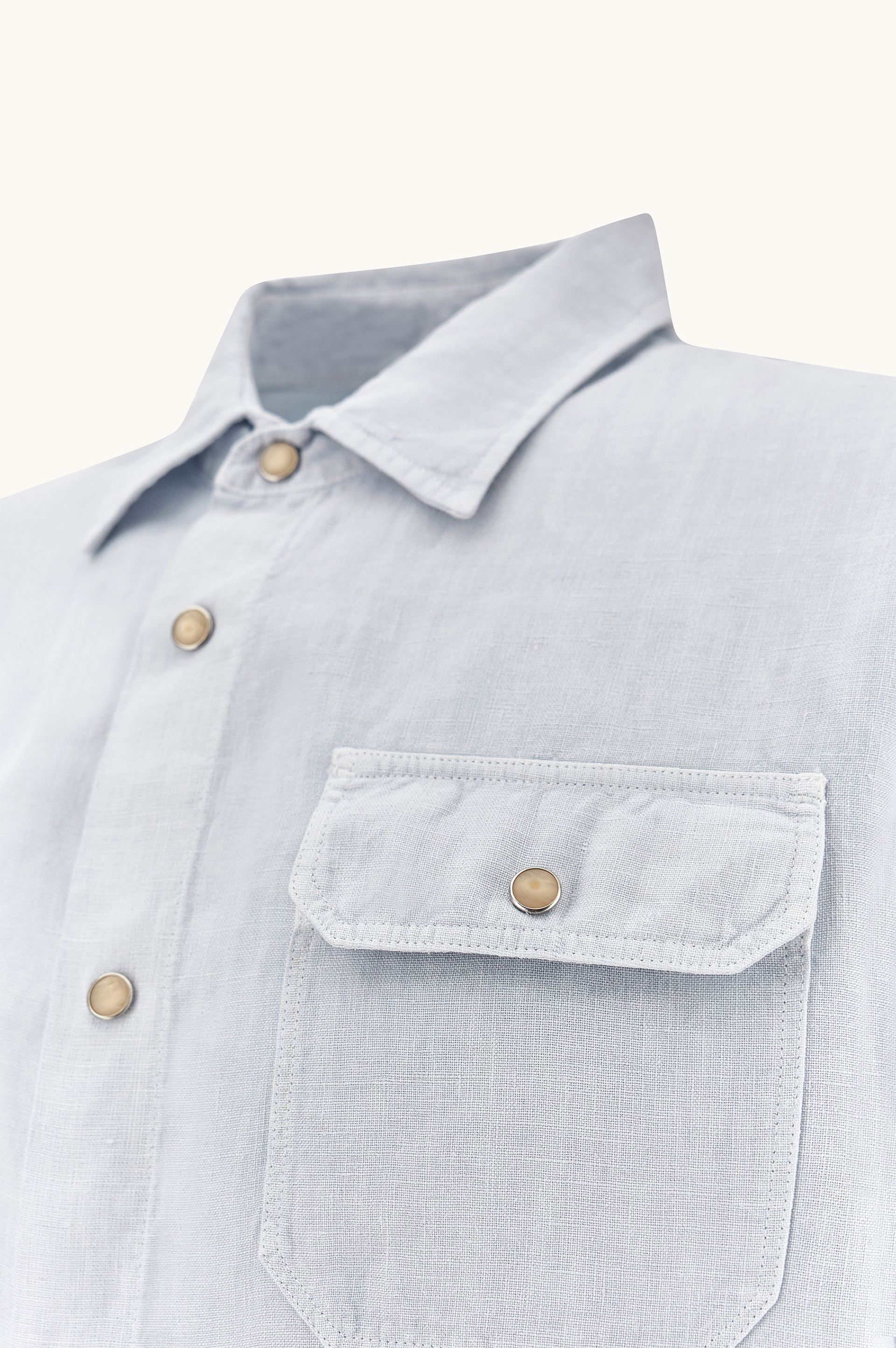 Sobrecamisa de lino te&ntilde;ida en prenda image number 6