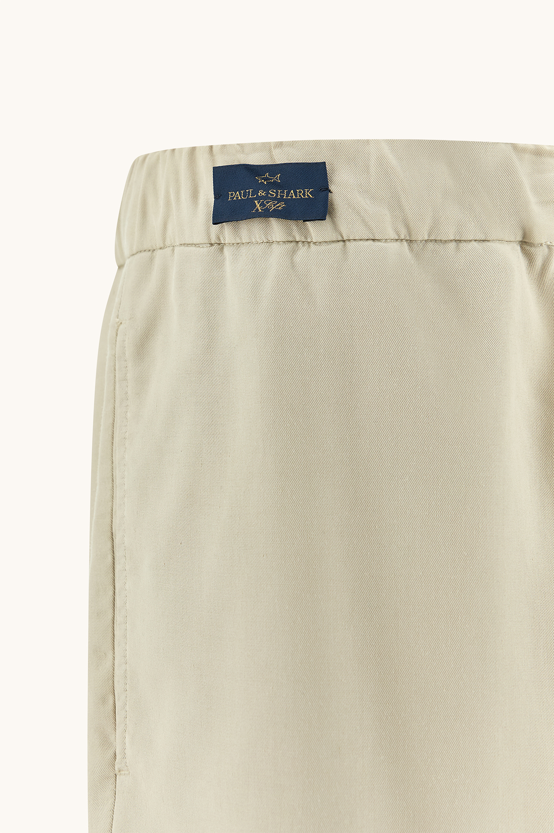 Bermuda X‑Soft en lyocell teint en pi&egrave;ce avec cordon de serrage image number 6