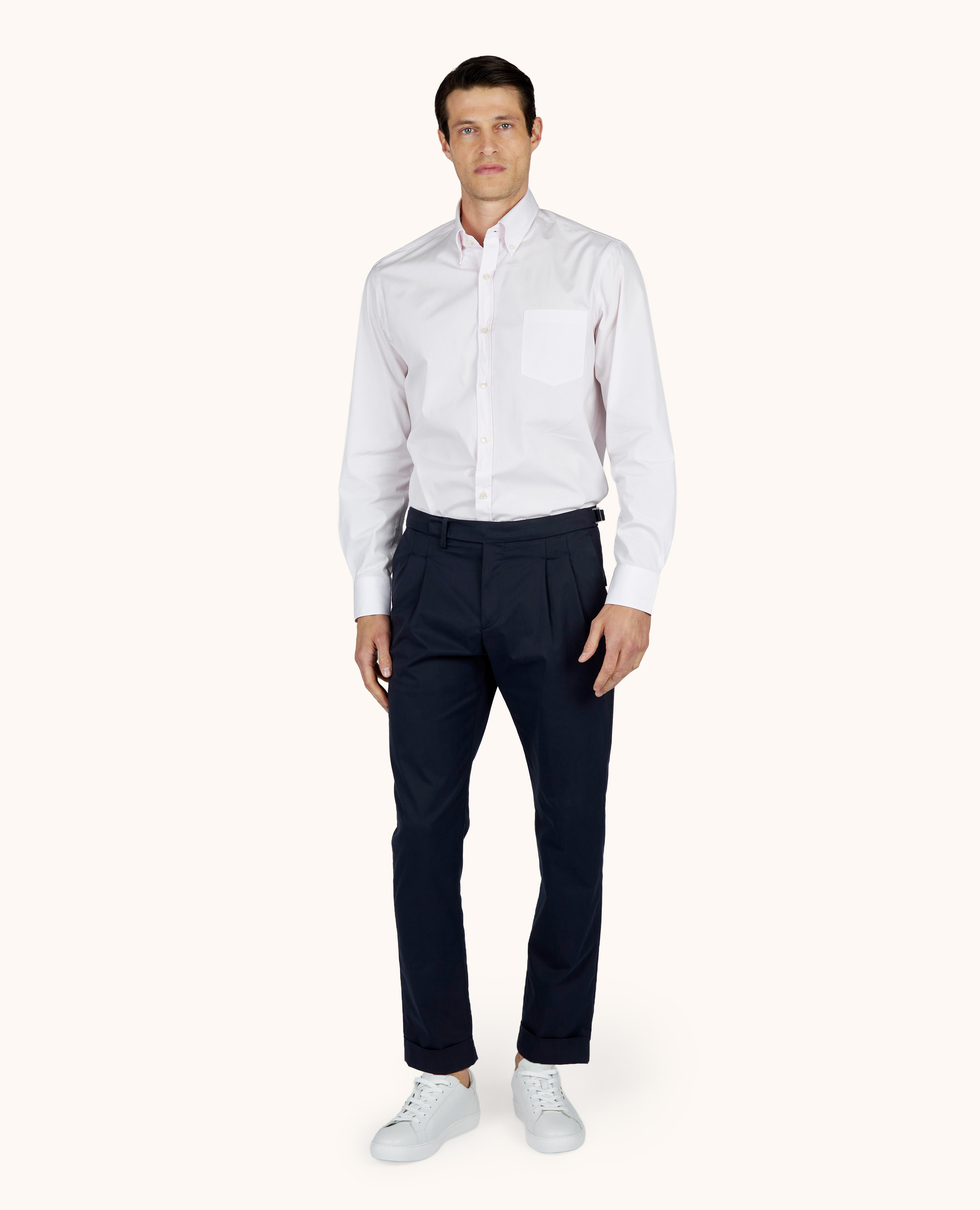 Pantalon chino en coton stretch avec double pince image number 2