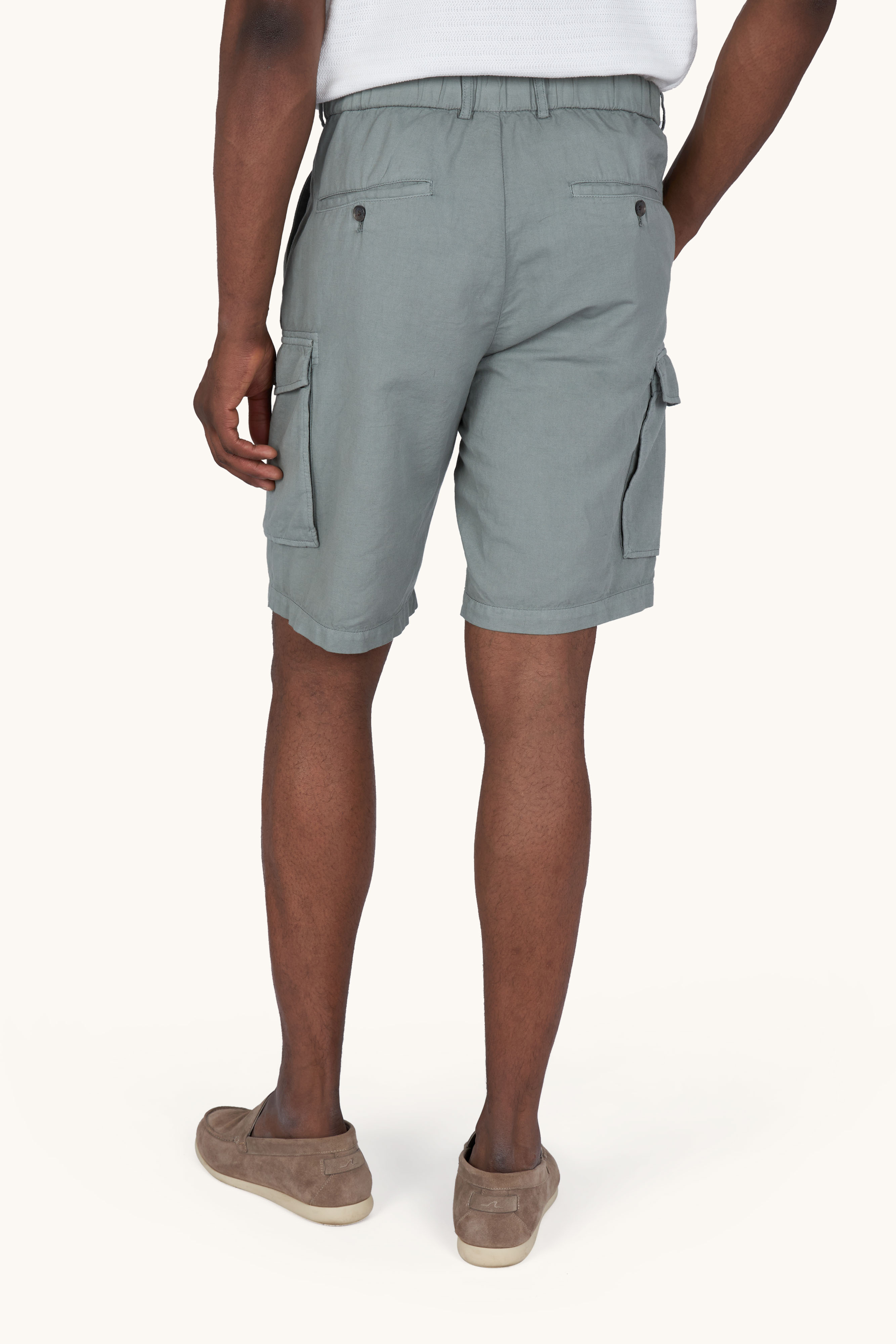 Cargo‑Bermuda aus st&uuml;ckgef&auml;rbtem Leinen und Baumwolle image number 3