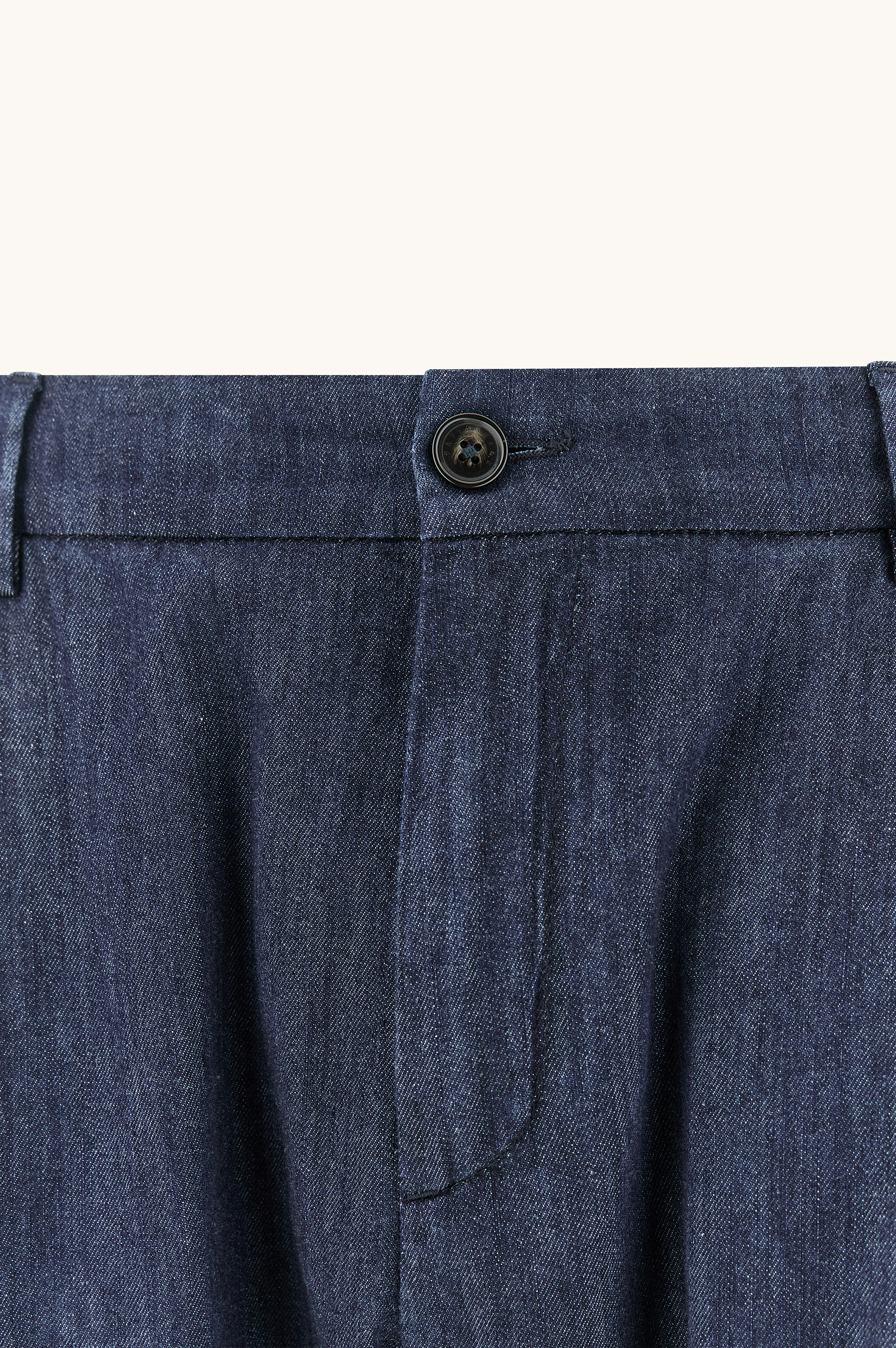 Chinohose aus Seiden‑ und Baumwoll‑Denim image number 3