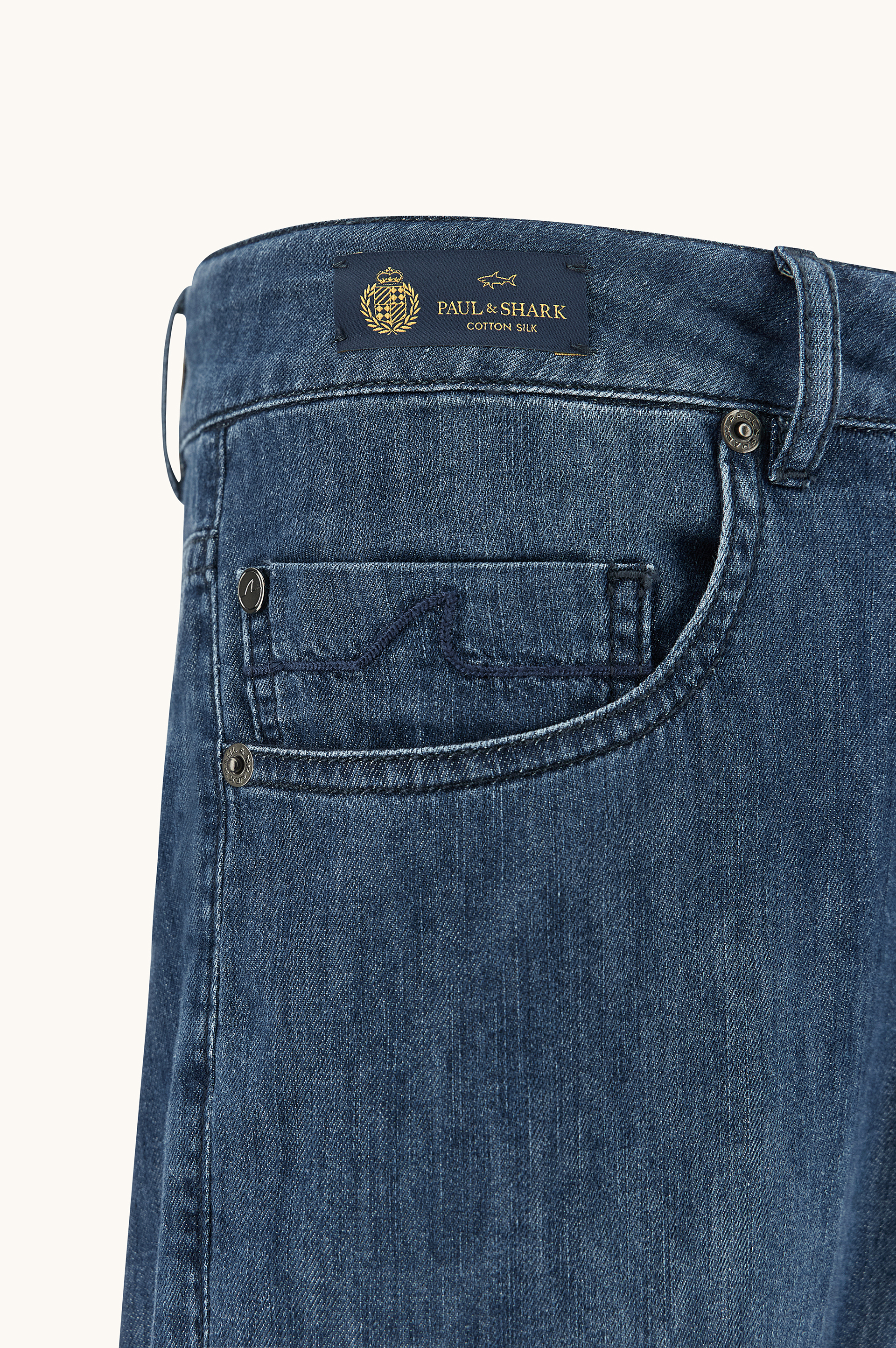 Jeans in silk and cotton denim image number 2