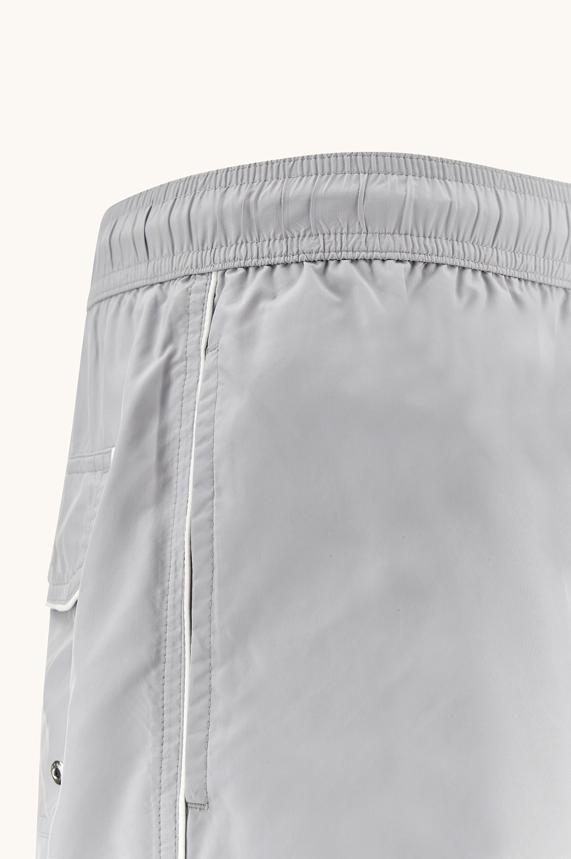 Купальник из микрофибры с вышивкой логотипа image number 7