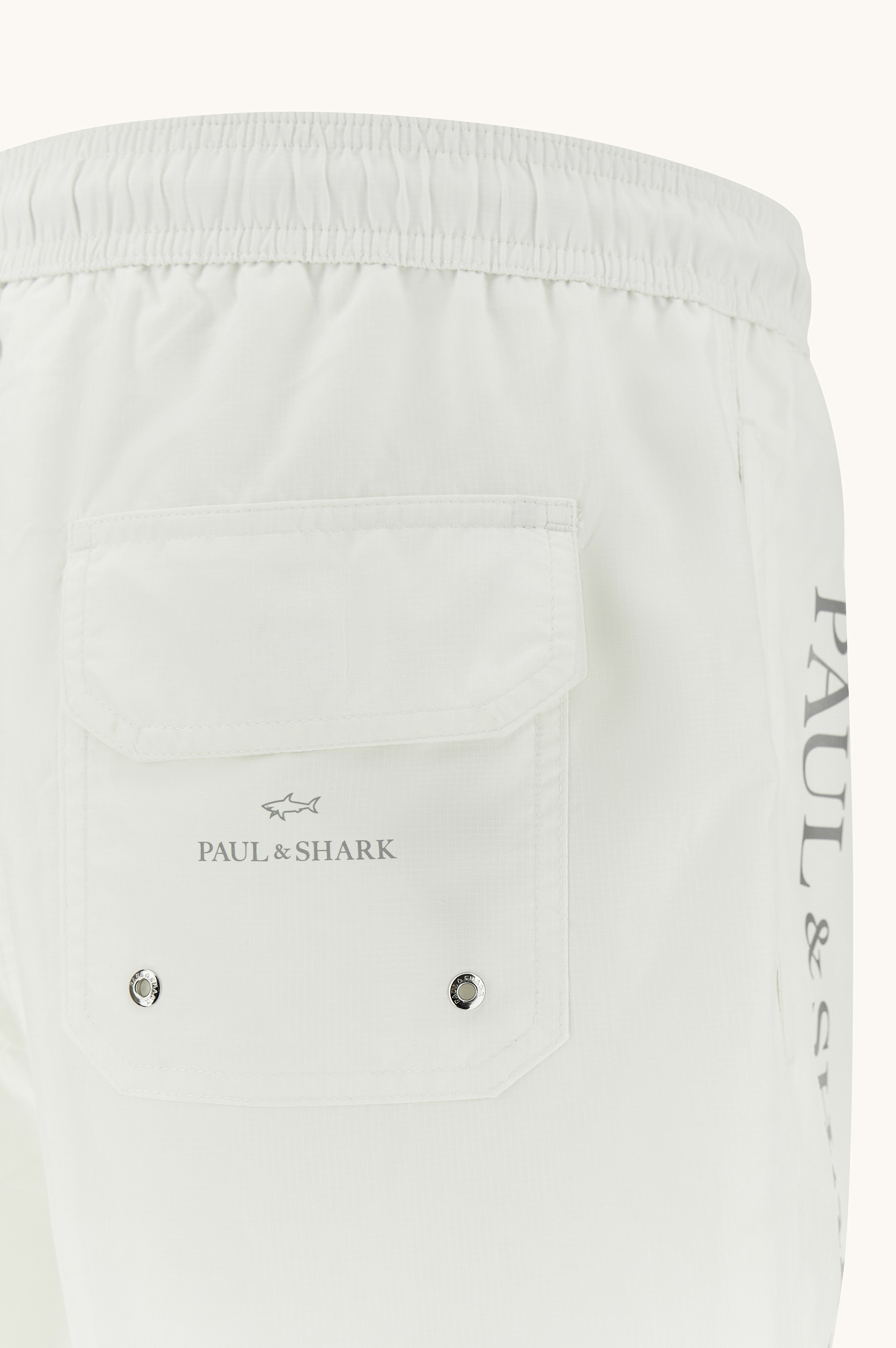 Traje de ba&ntilde;o con estampado reflectante image number 1