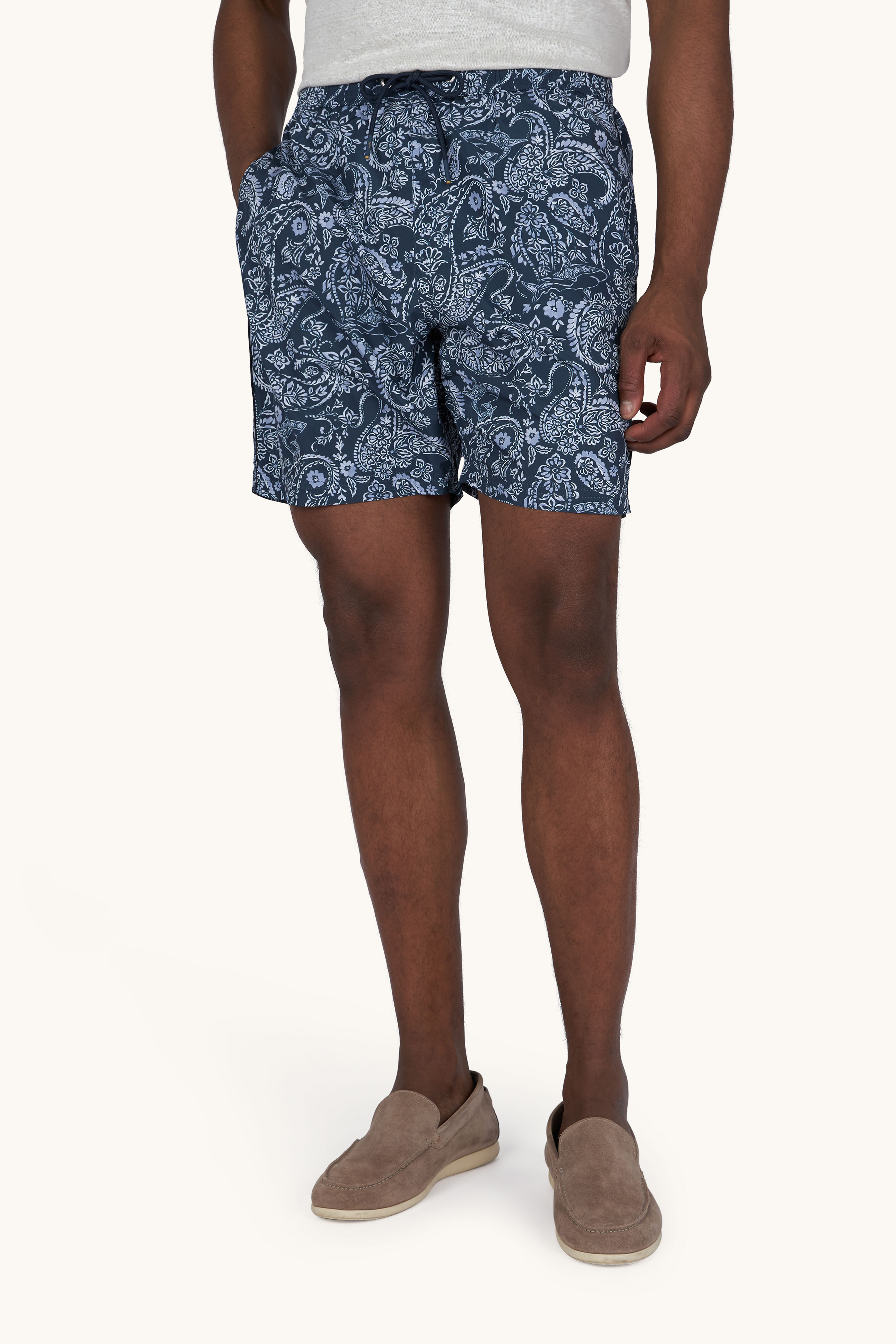 Traje de ba&ntilde;o Portofino con estampado Shark Paisley image number 0