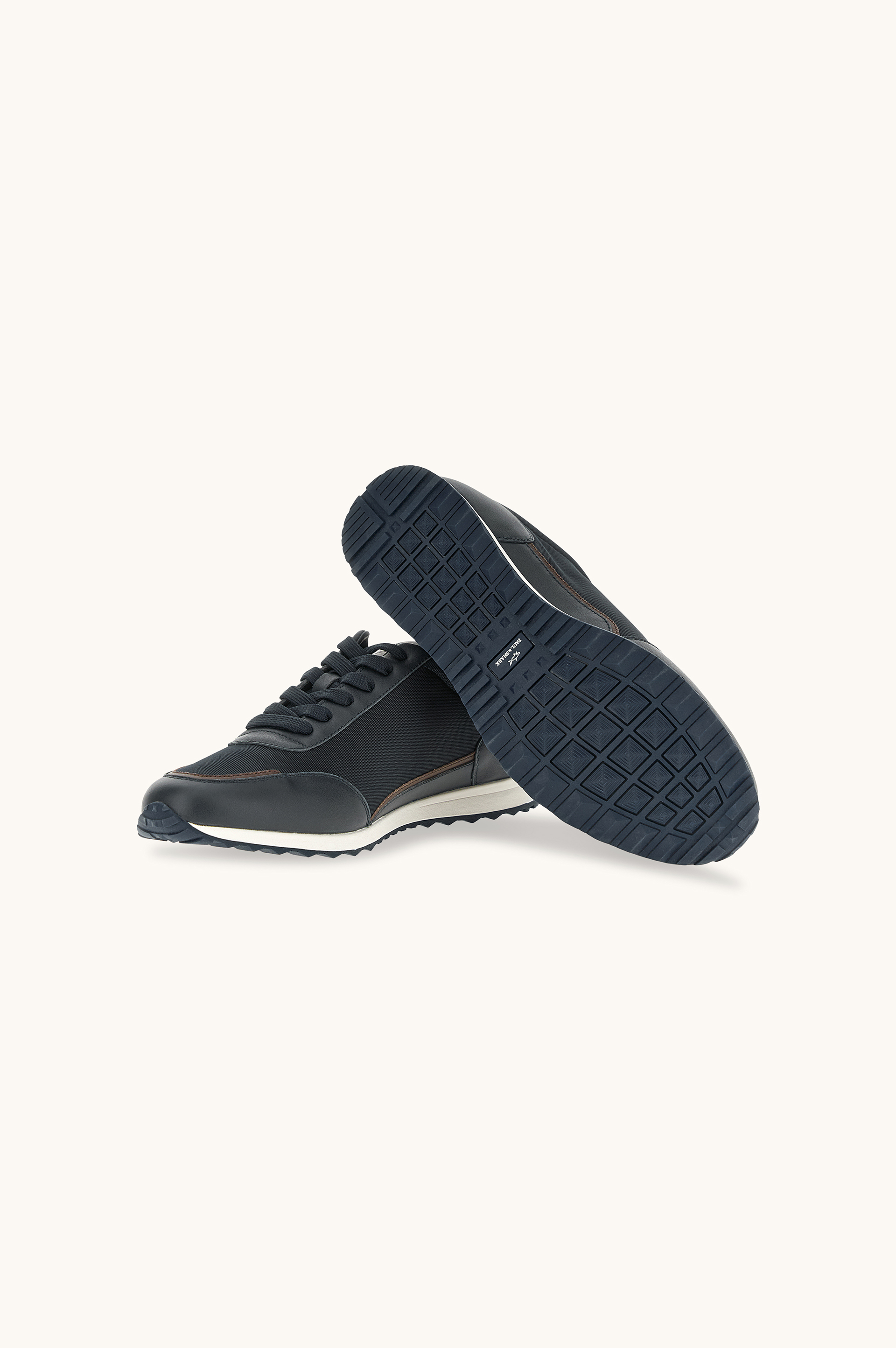 Zapatillas de cuero y nailon image number 4