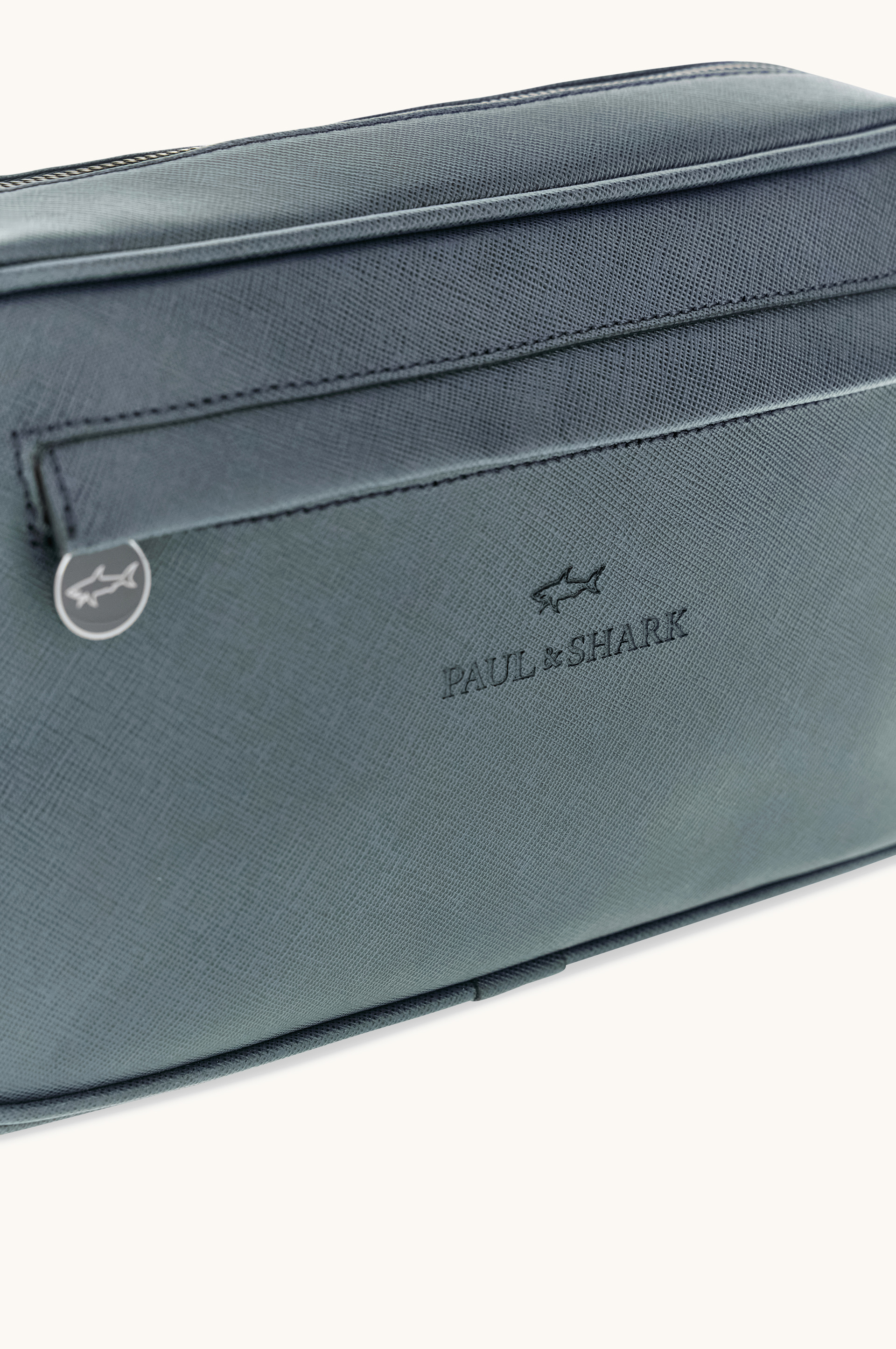 Clutch de cuero Saffiano image number 2