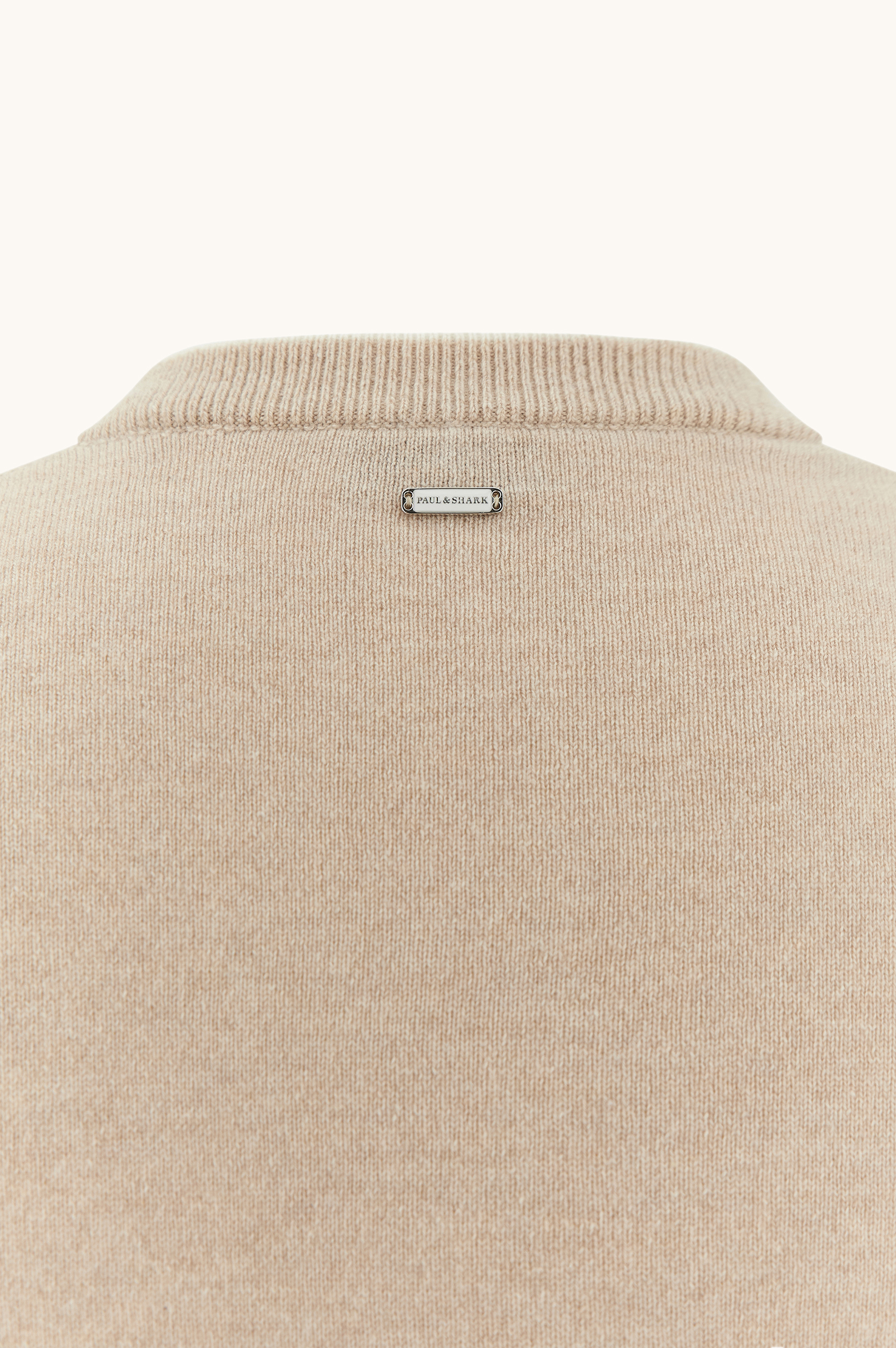 Crew neck cashmere sweater image number 2