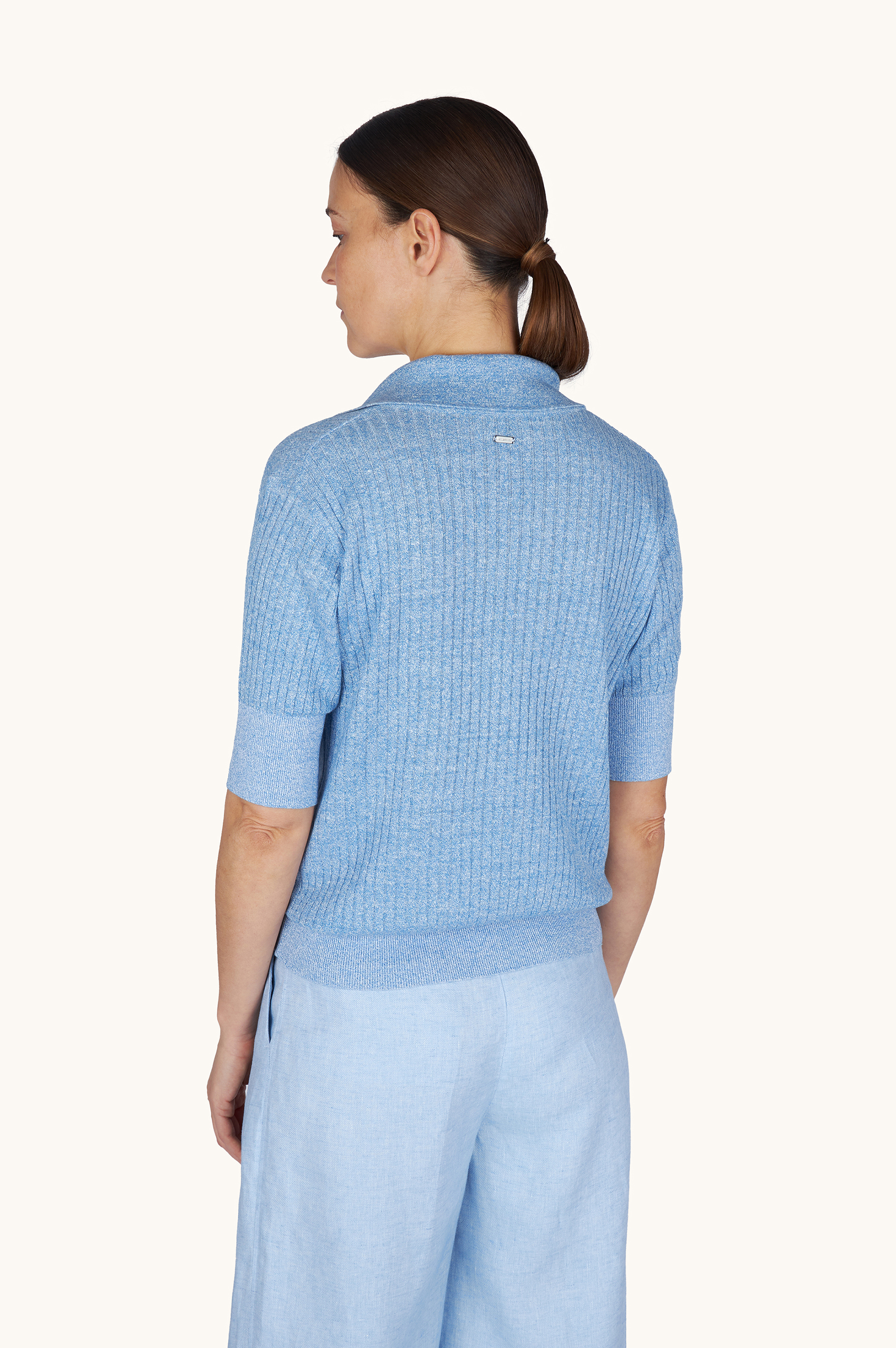 Urukai Linen and Cotton V-Neck Polo Shirt image number 3