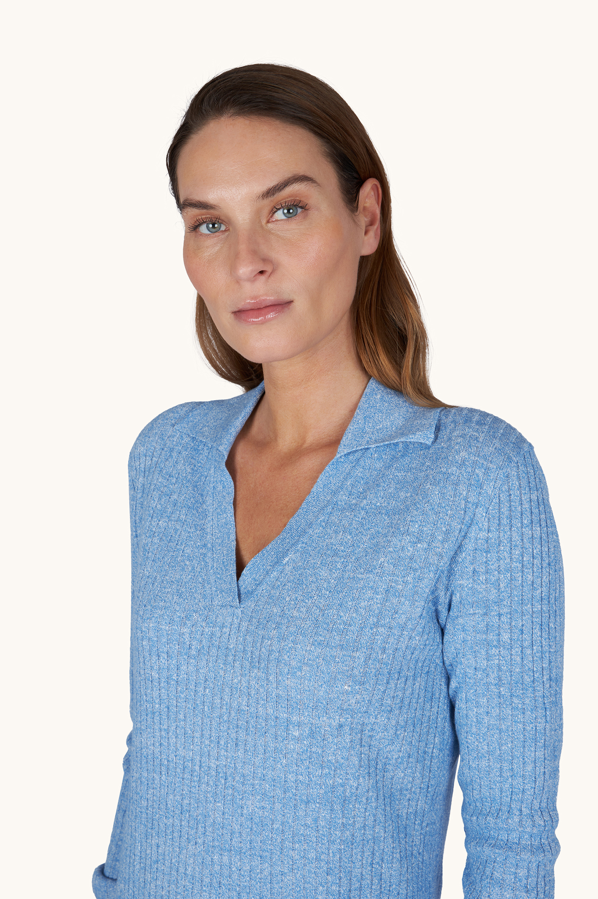 Vestido de canal&eacute; en lino y algod&oacute;n Urukai image number 4