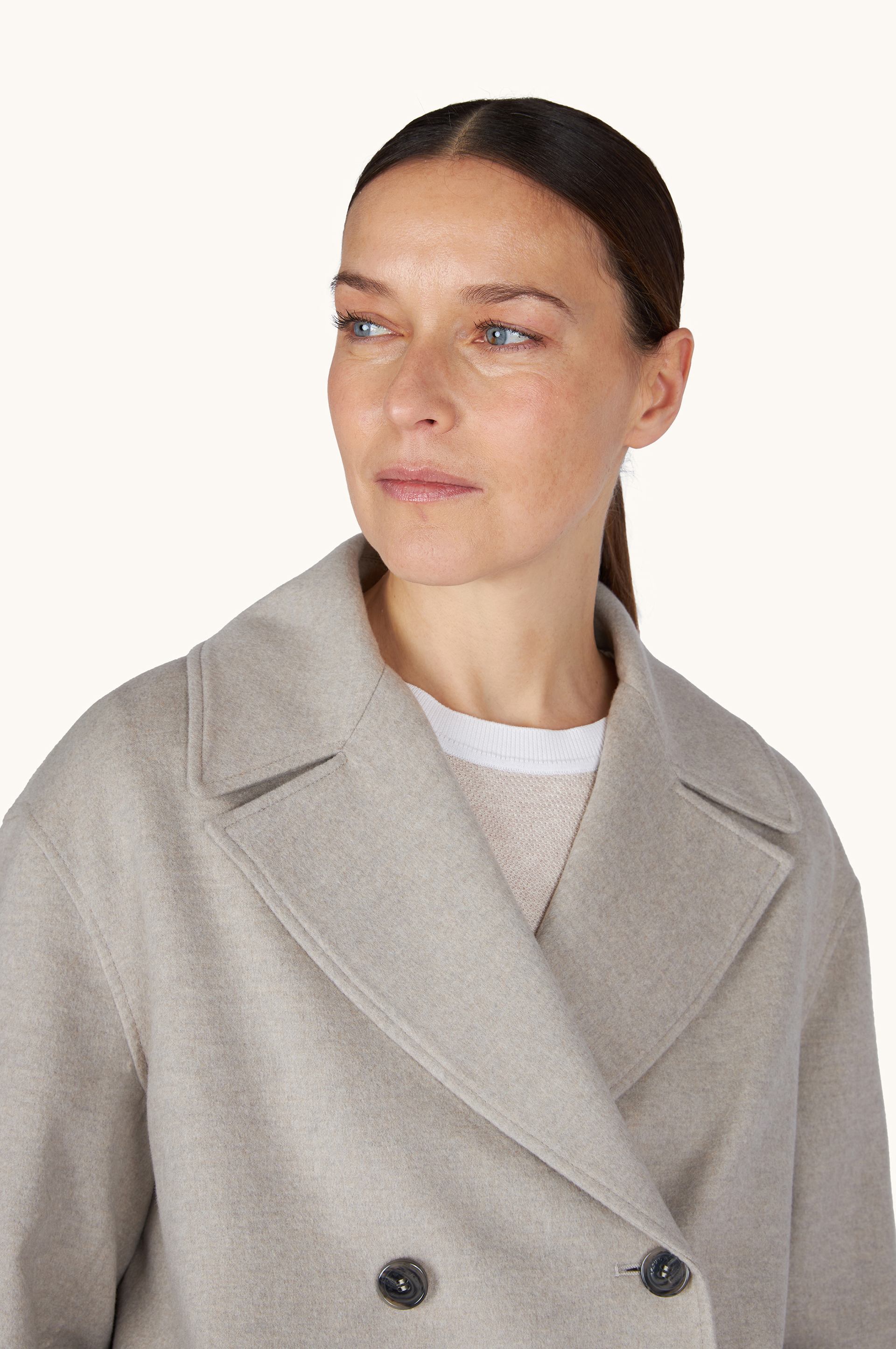 معطف بيسكوت من الكشمير image number 4