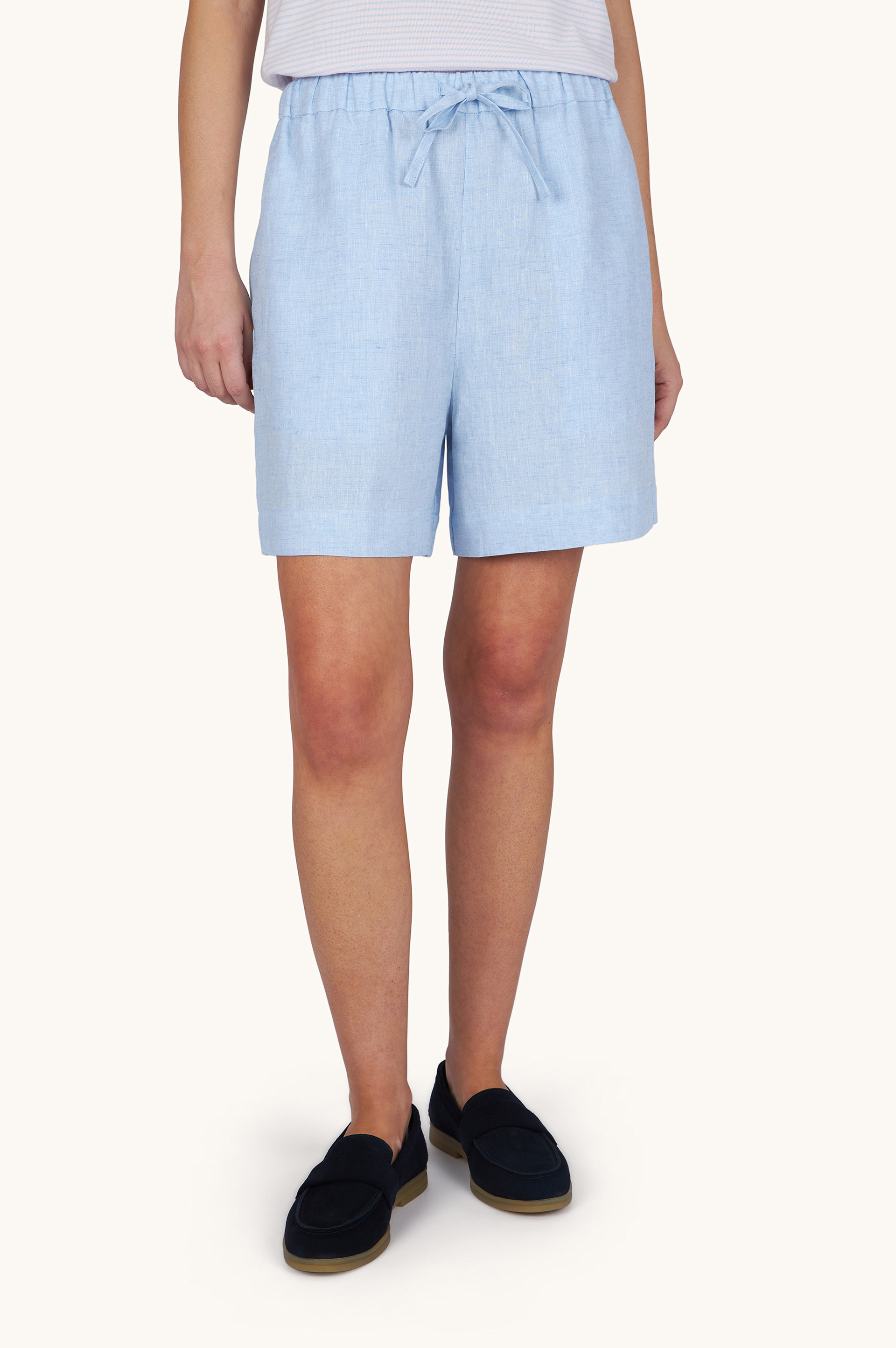 Linen Bermuda shorts with drawstring image number 0