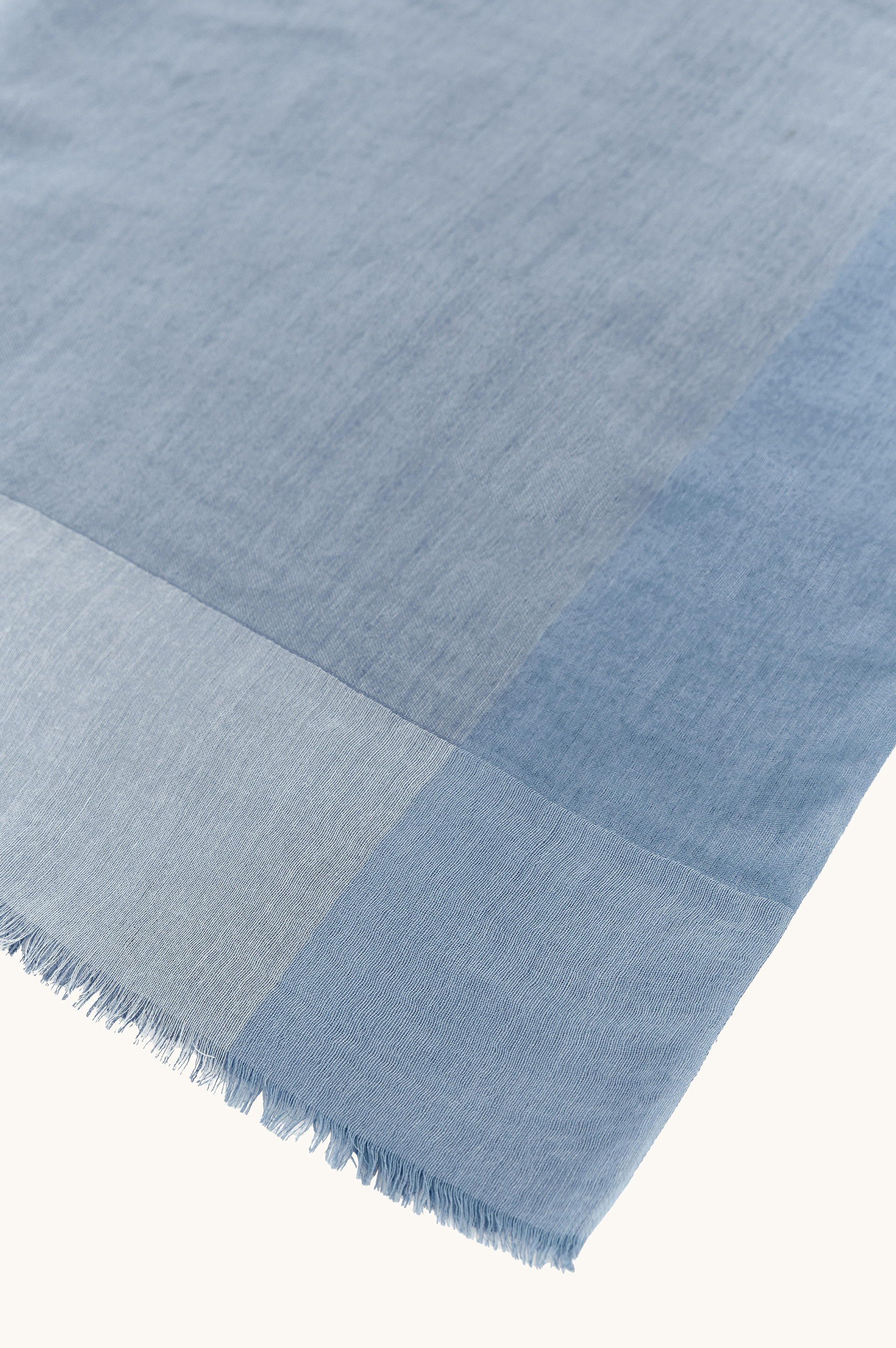 &Eacute;charpe en soie image number 1