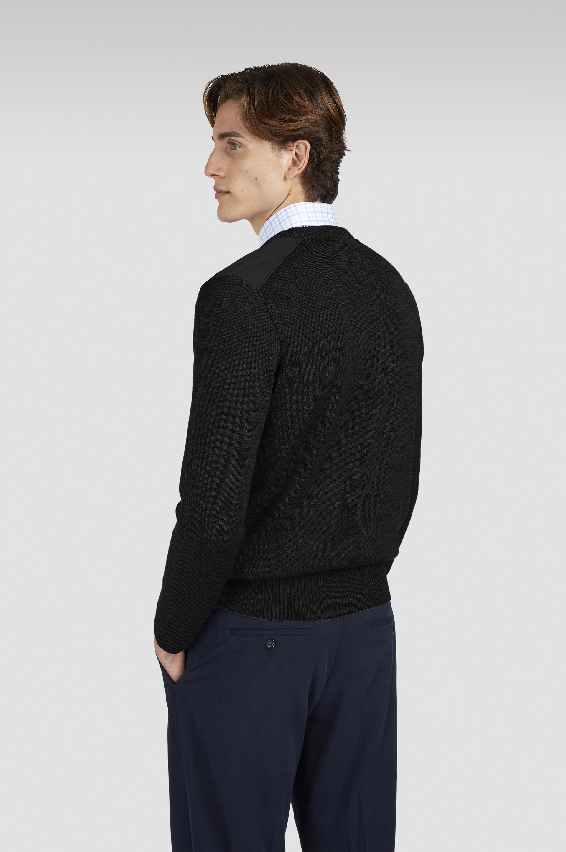 Soft Cool Touch wool crewneck sweater with Typhoon® details image number 3