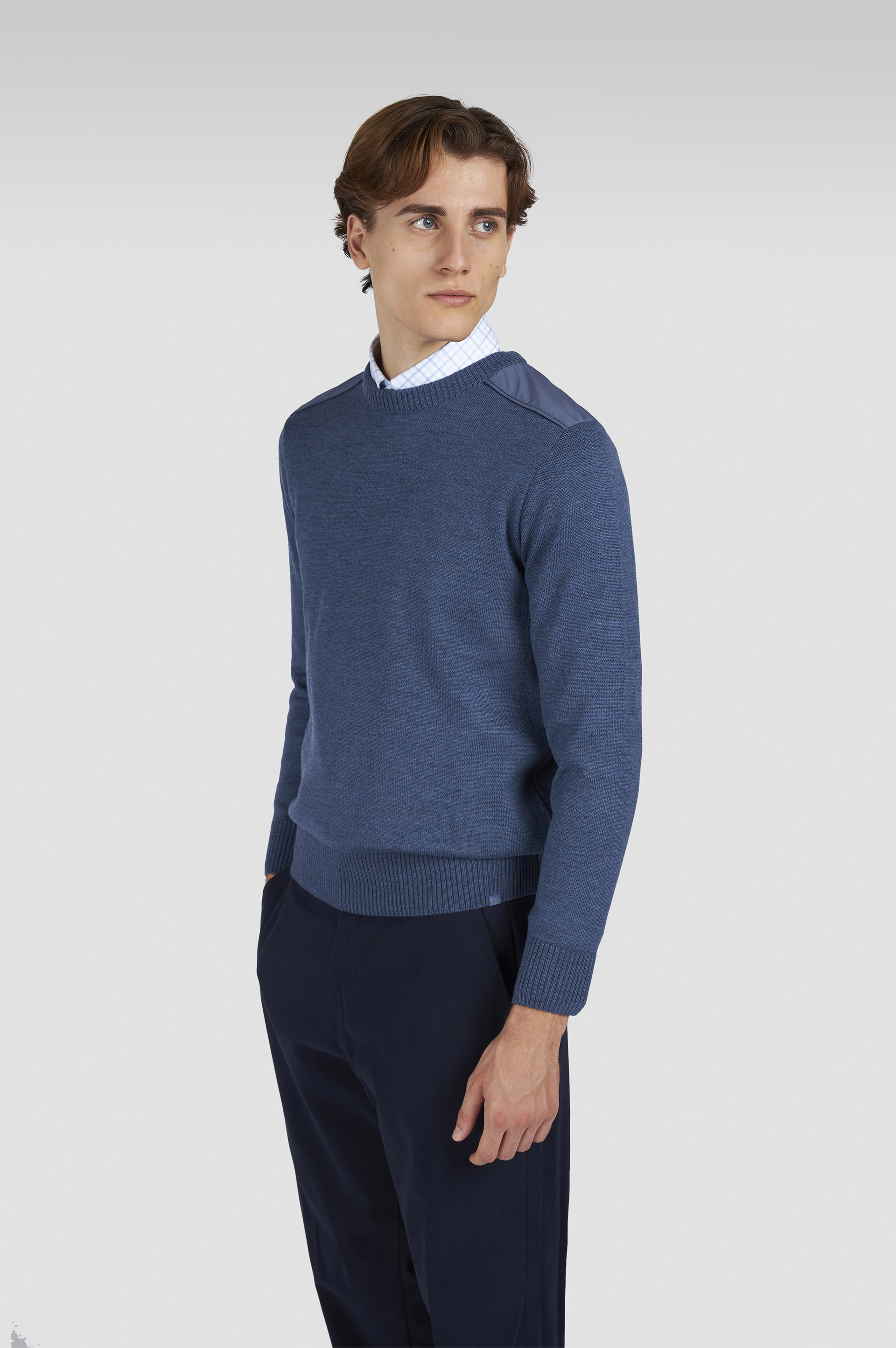 Rundhalspullover aus Soft Cool Touch Wolle mit Typhoon® Details image number 0 Rundhalspullover aus Soft Cool Touch Wolle mit Typhoon® Details image number 0