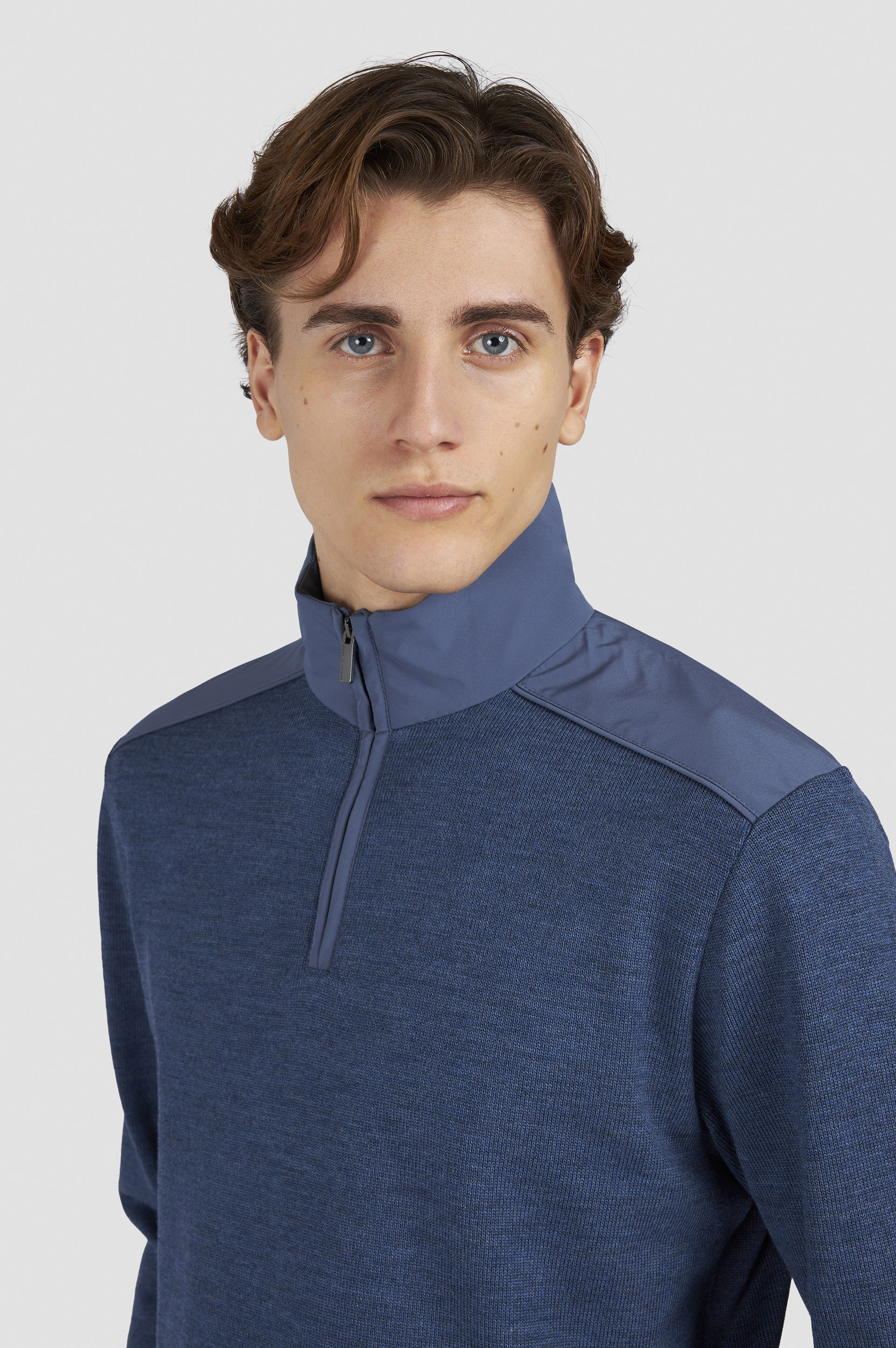 Halbzip-Pullover aus weicher Cool Touch-Wolle mit Typhoon® Re-4x4 Stretch-Details image number 4 Halbzip-Pullover aus weicher Cool Touch-Wolle mit Typhoon® Re-4x4 Stretch-Details image number 4