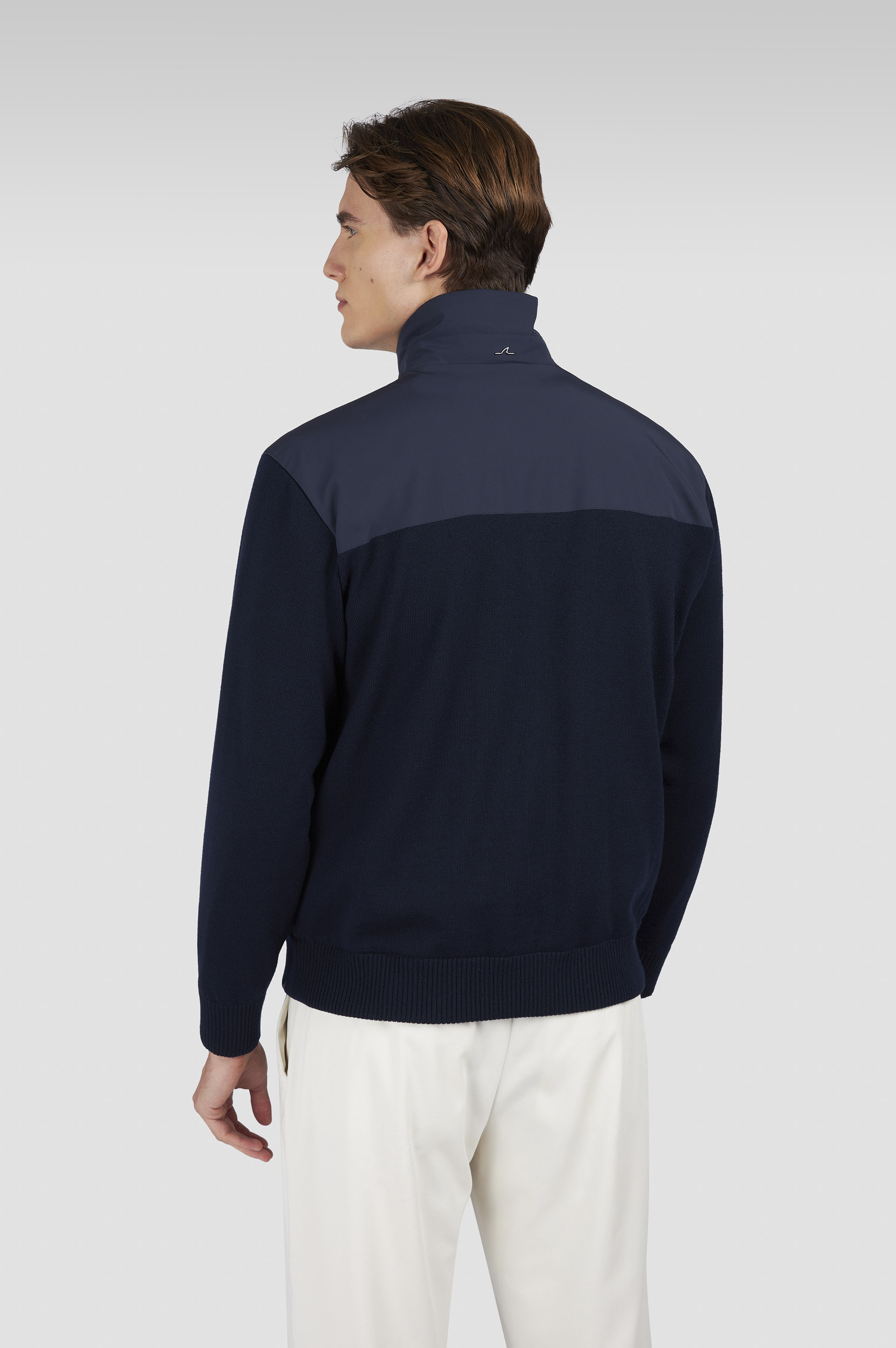 Hybrid in Soft Cool Touch wool and Typhoon® Re-4x4 Stretch image number 3 Hybrid in Soft Cool Touch wool and Typhoon® Re-4x4 Stretch image number 3