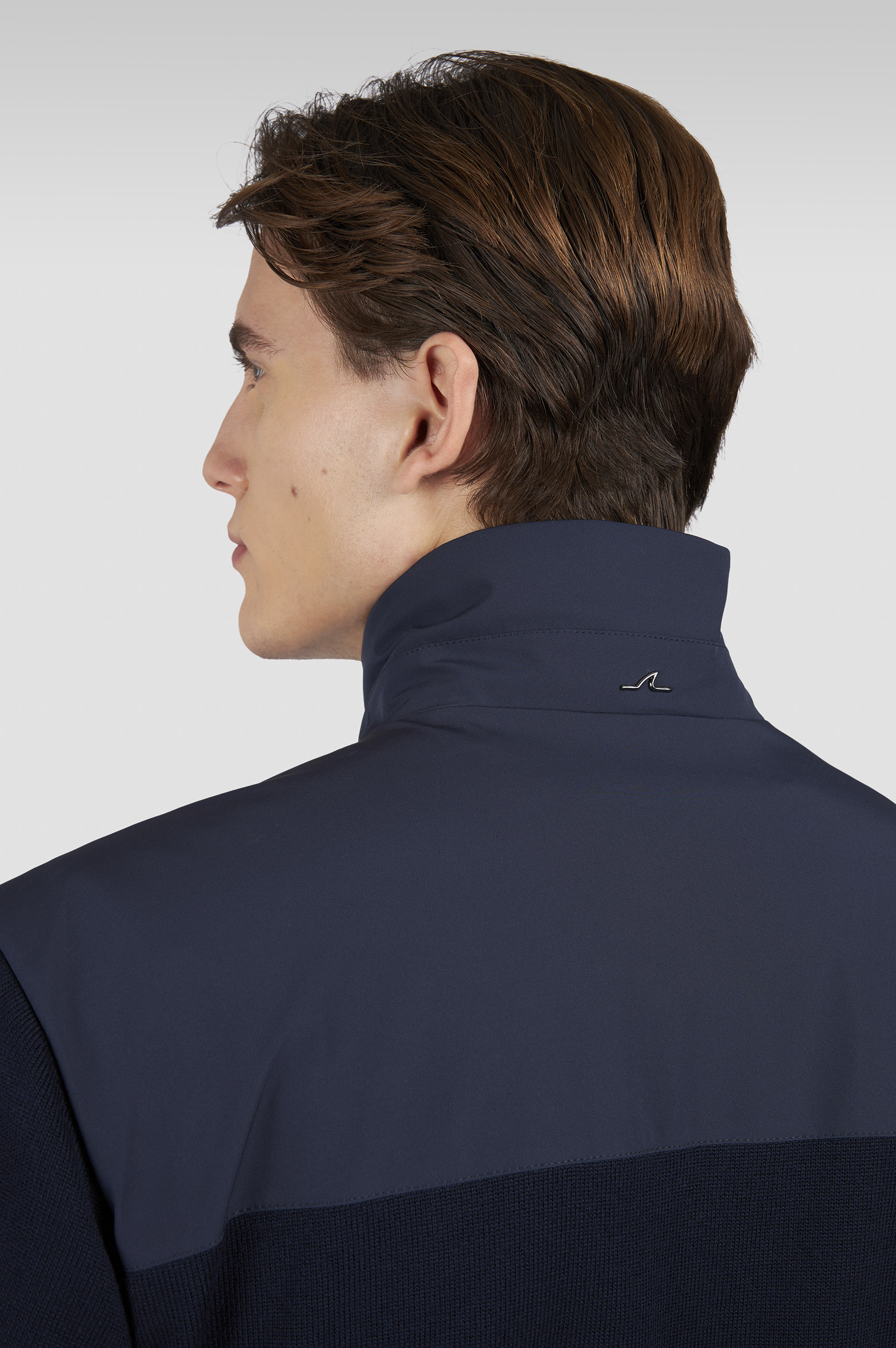 Hybrid in Soft Cool Touch wool and Typhoon® Re-4x4 Stretch image number 7 Hybrid in Soft Cool Touch wool and Typhoon® Re-4x4 Stretch image number 7