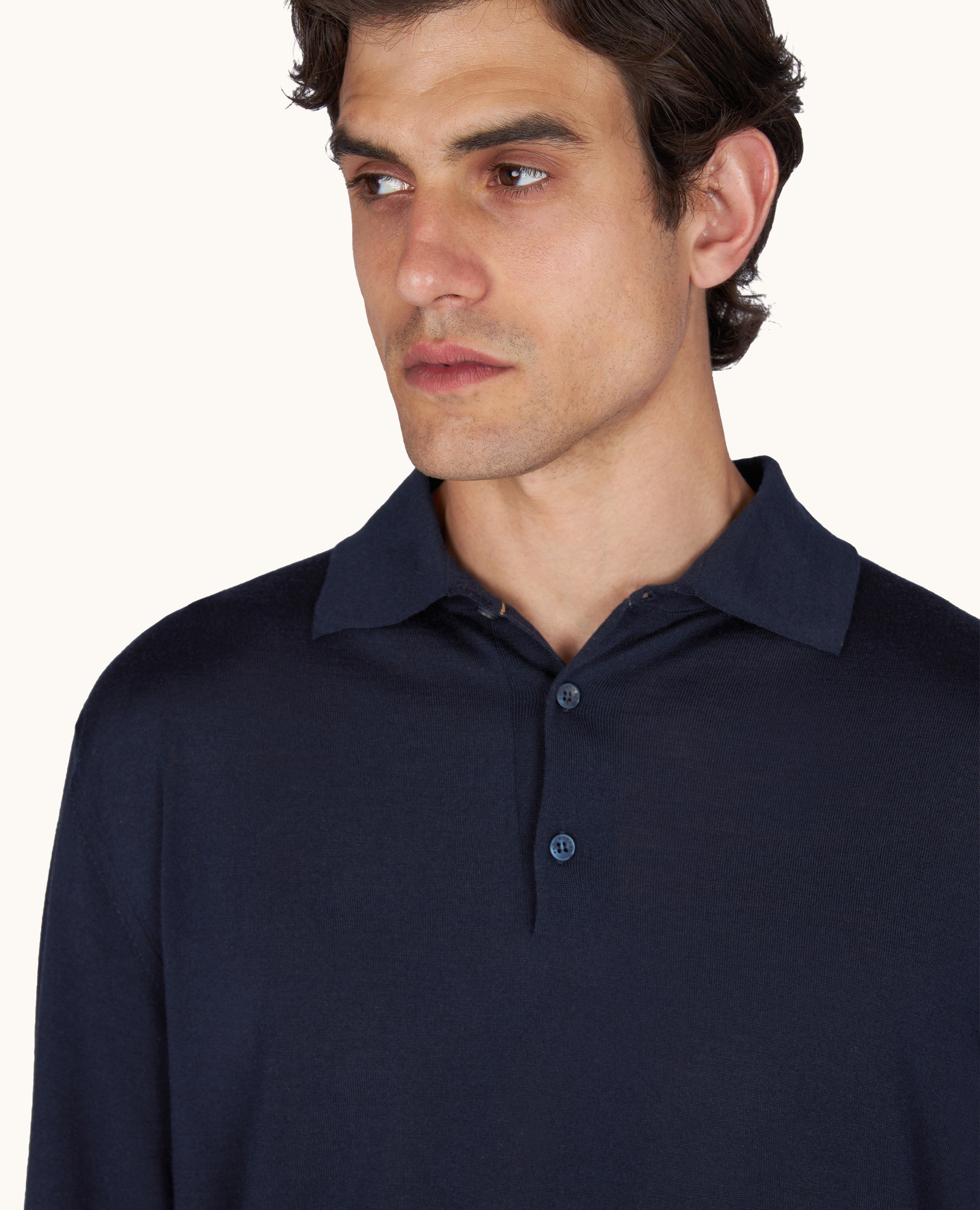 Polo Shirt in 140's Superfine Merino Wool image number 3