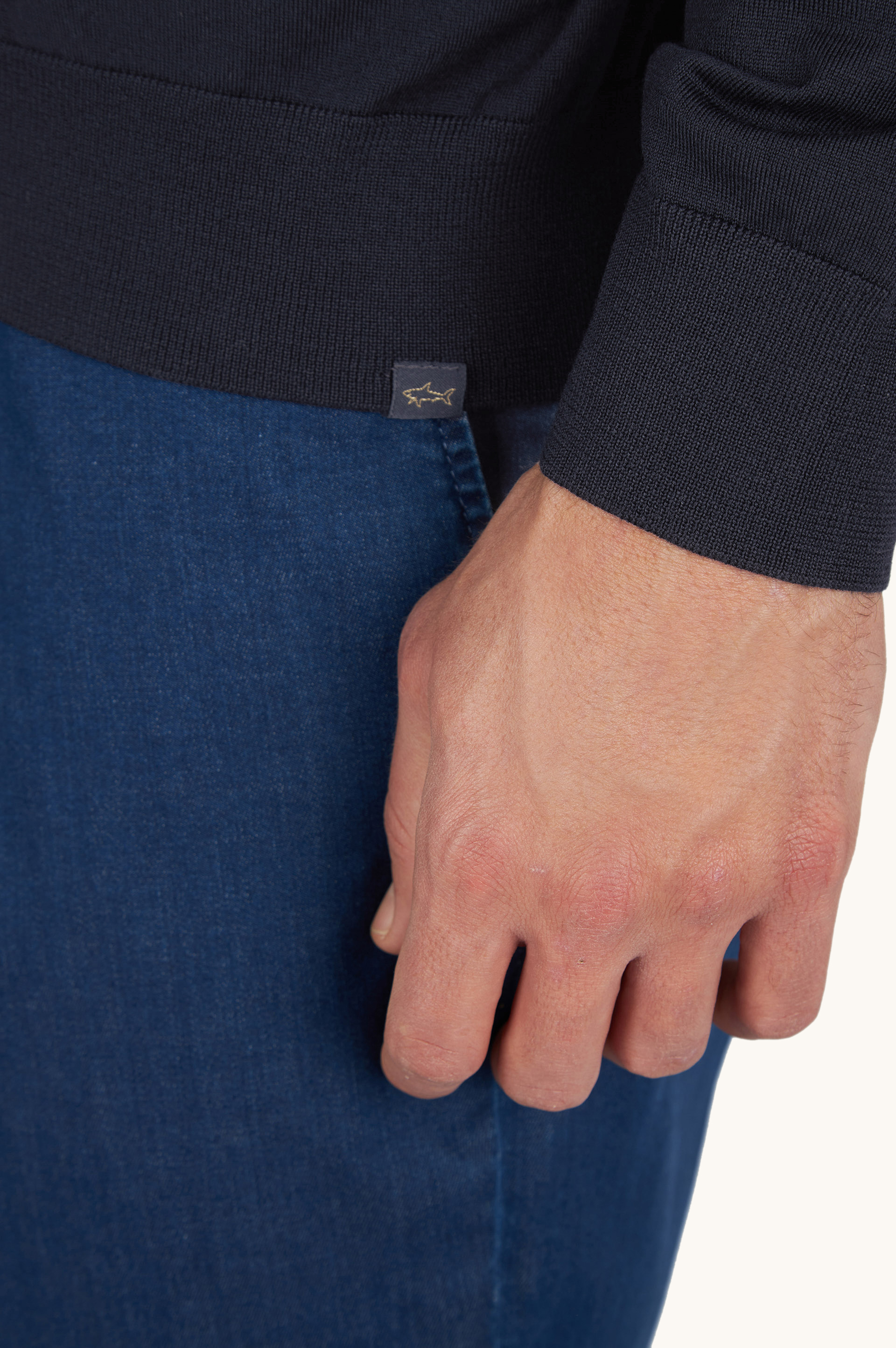 Pull col rond en laine Merino 140&rsquo;S superfine image number 5