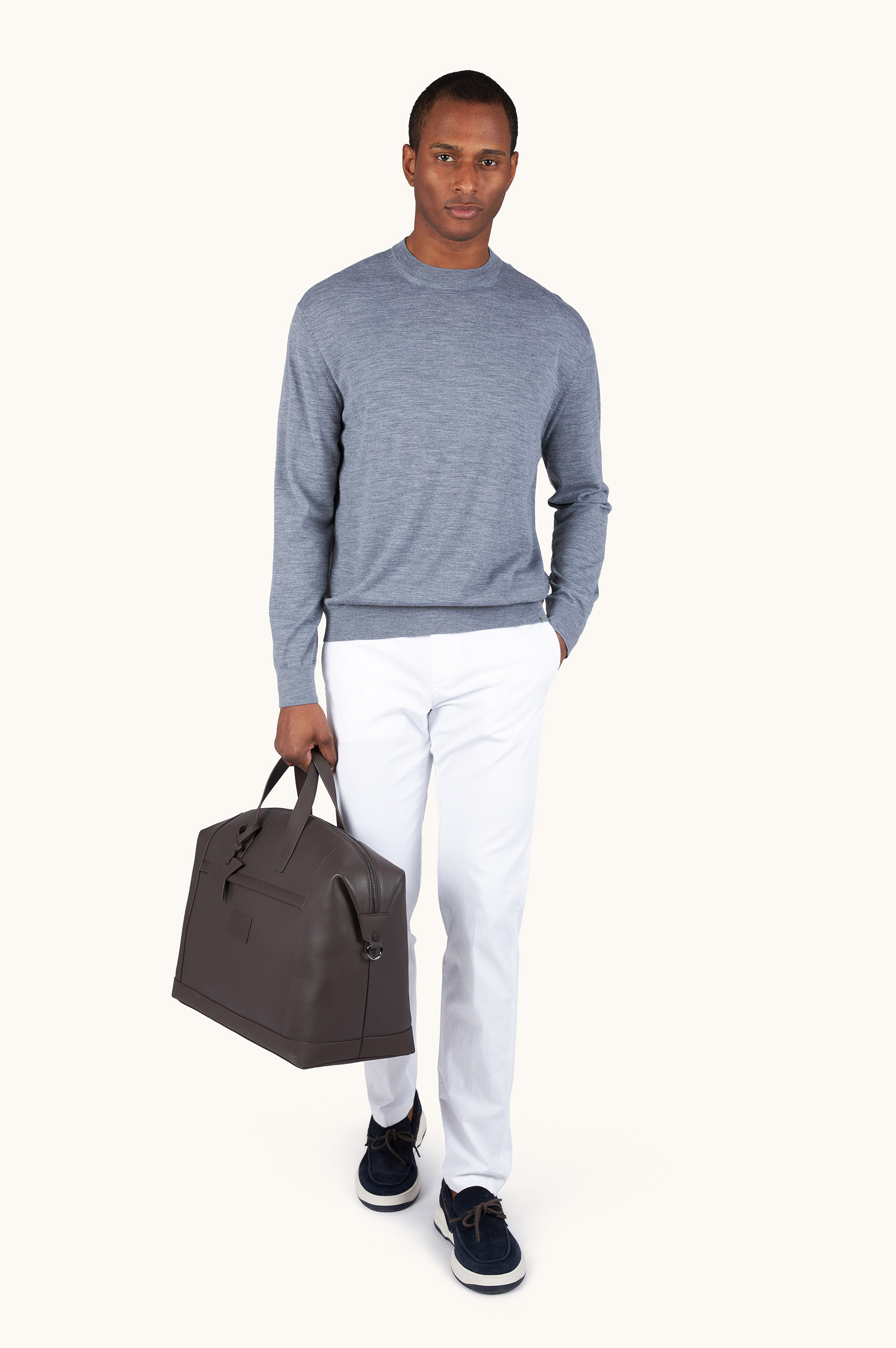 Pull col rond en laine Merino 140&rsquo;S superfine image number 2